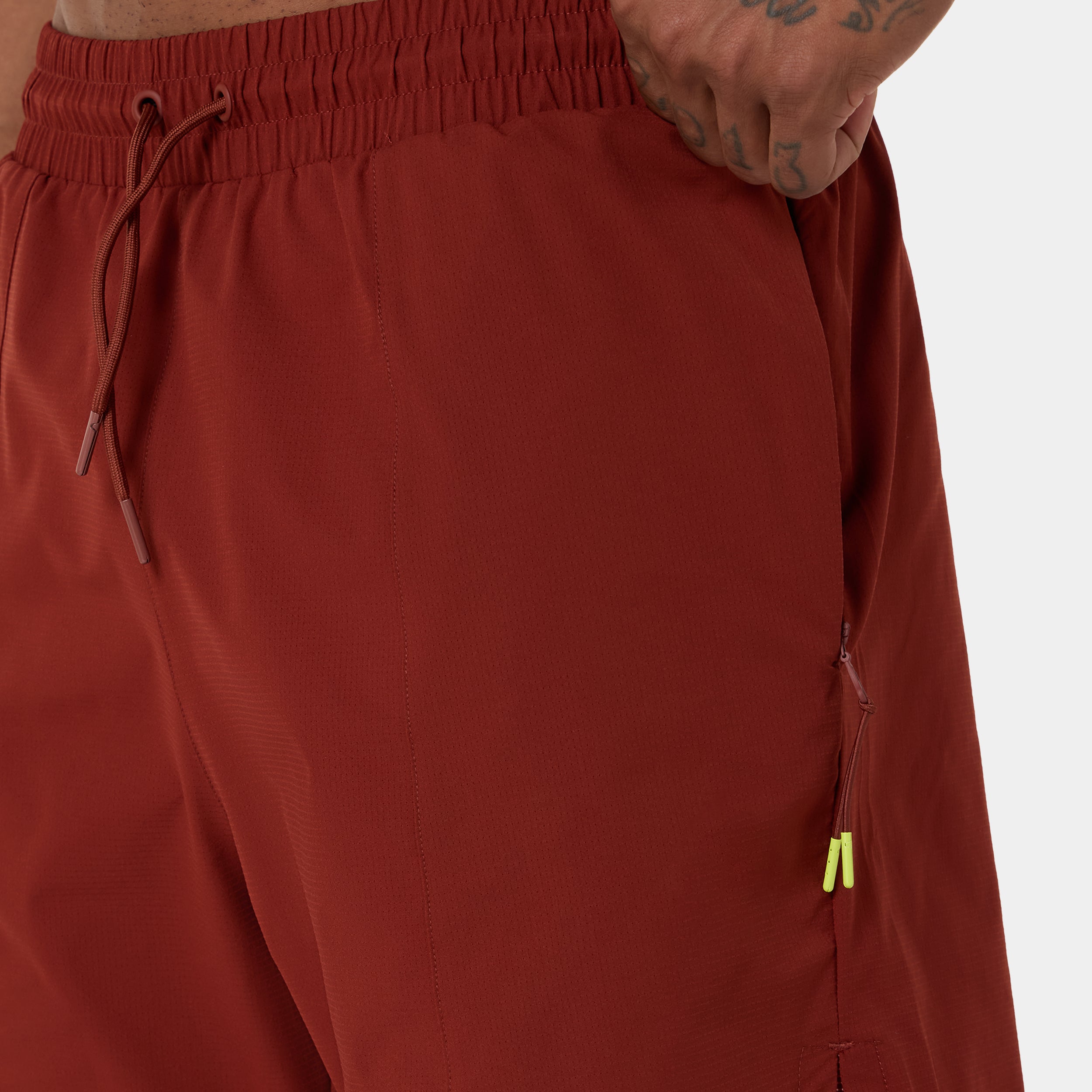 Mens Performance 7 Inch Short