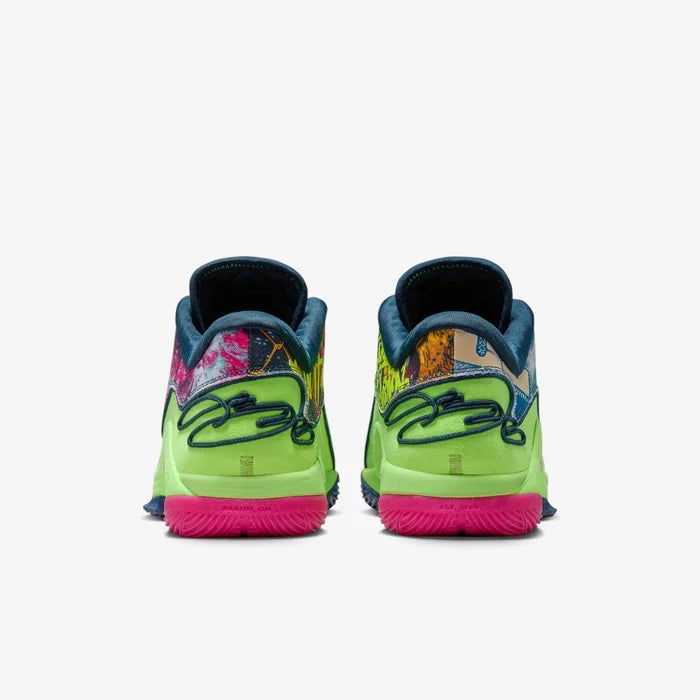 Mens Lebron XXII BW Basketball Shoe