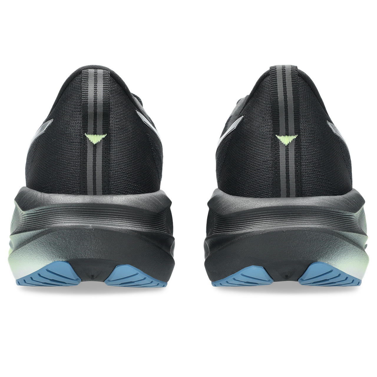 Mens Novablast 5 Luxe Shoe