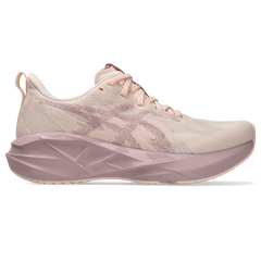 Womens Novablast 5 Running Shoe
