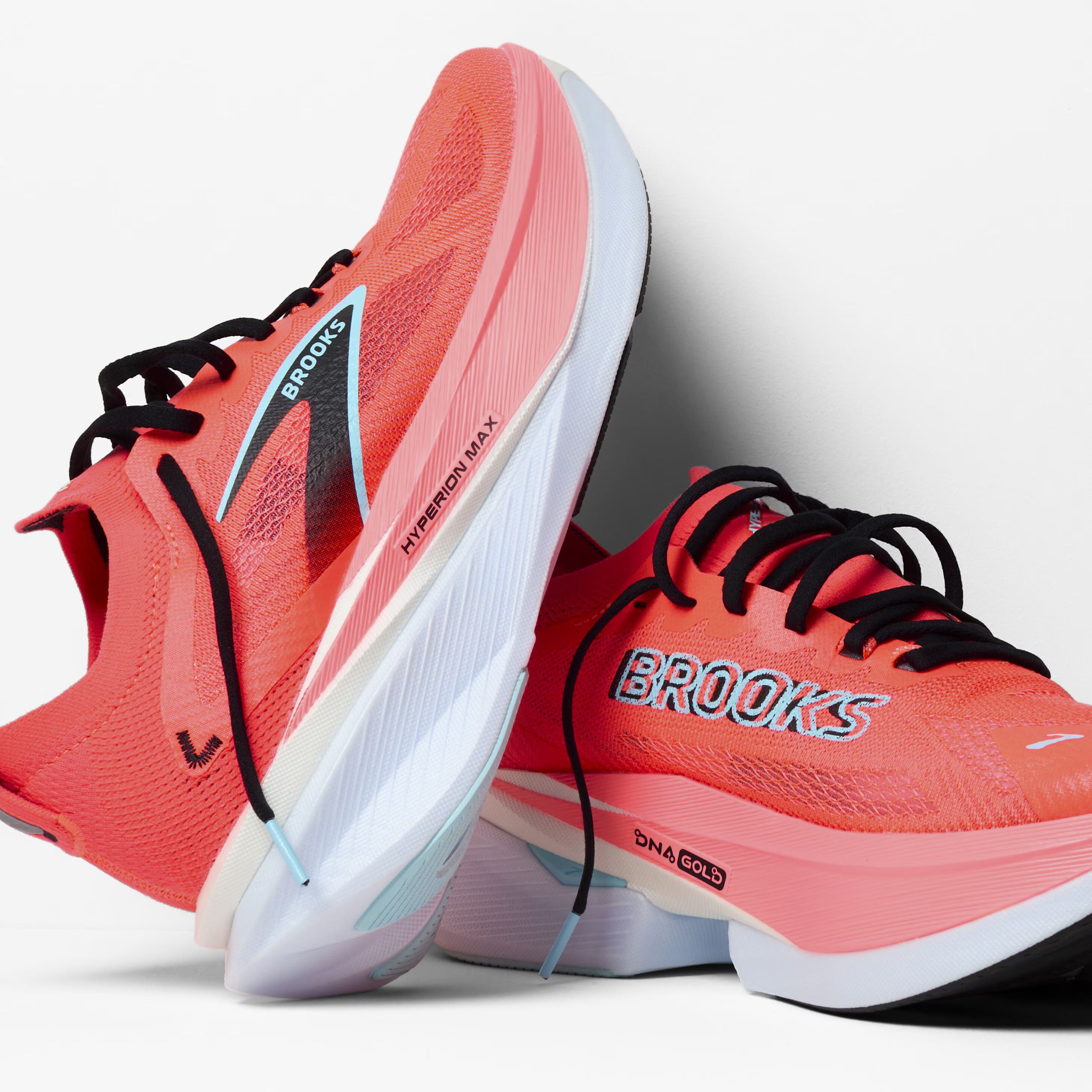 Mens Hyperion Max 3 Running Shoe