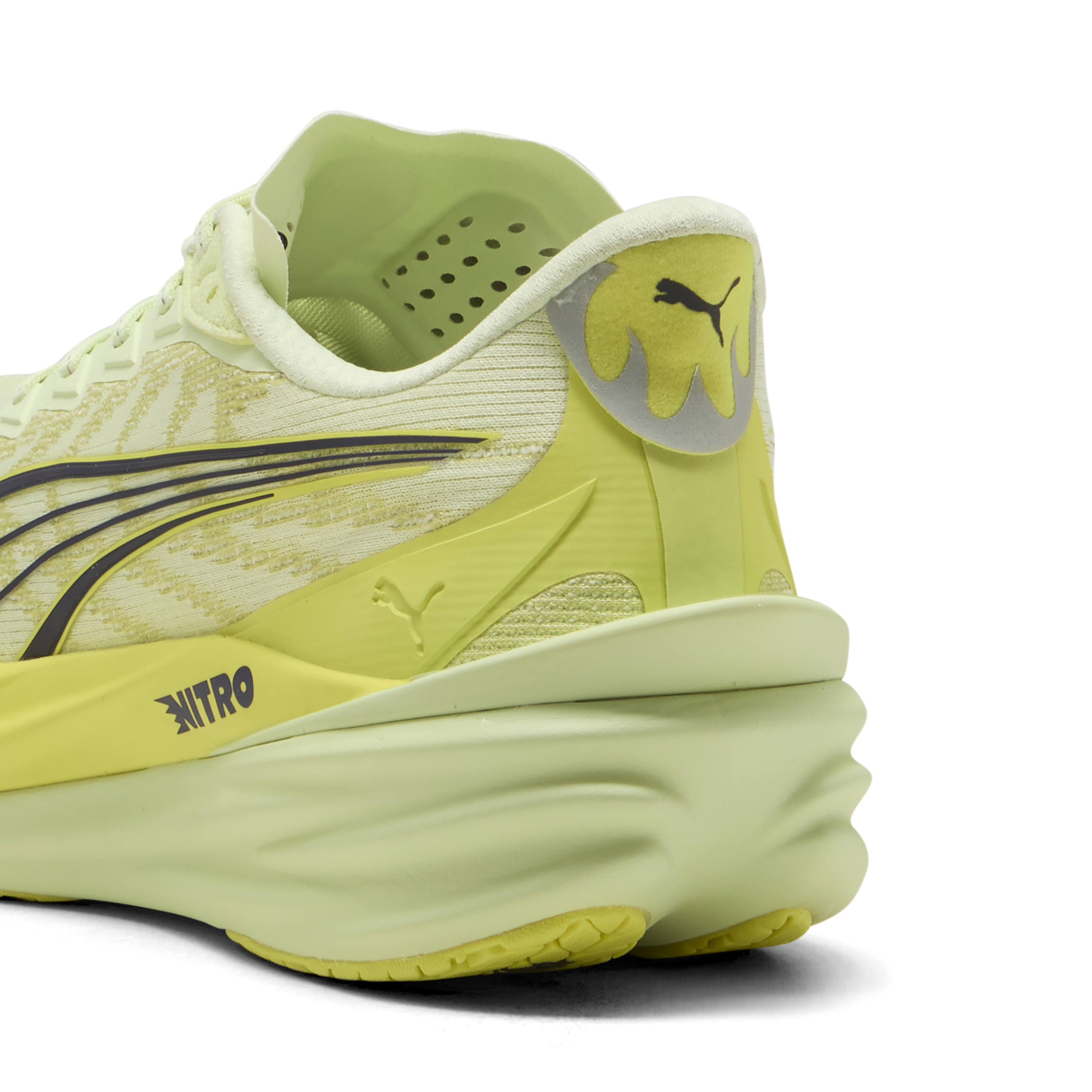 Mens Deviate Nitro 4 Running Shoe