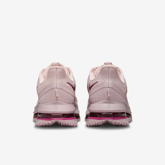 Womens Pegasus Premium Running Shoe