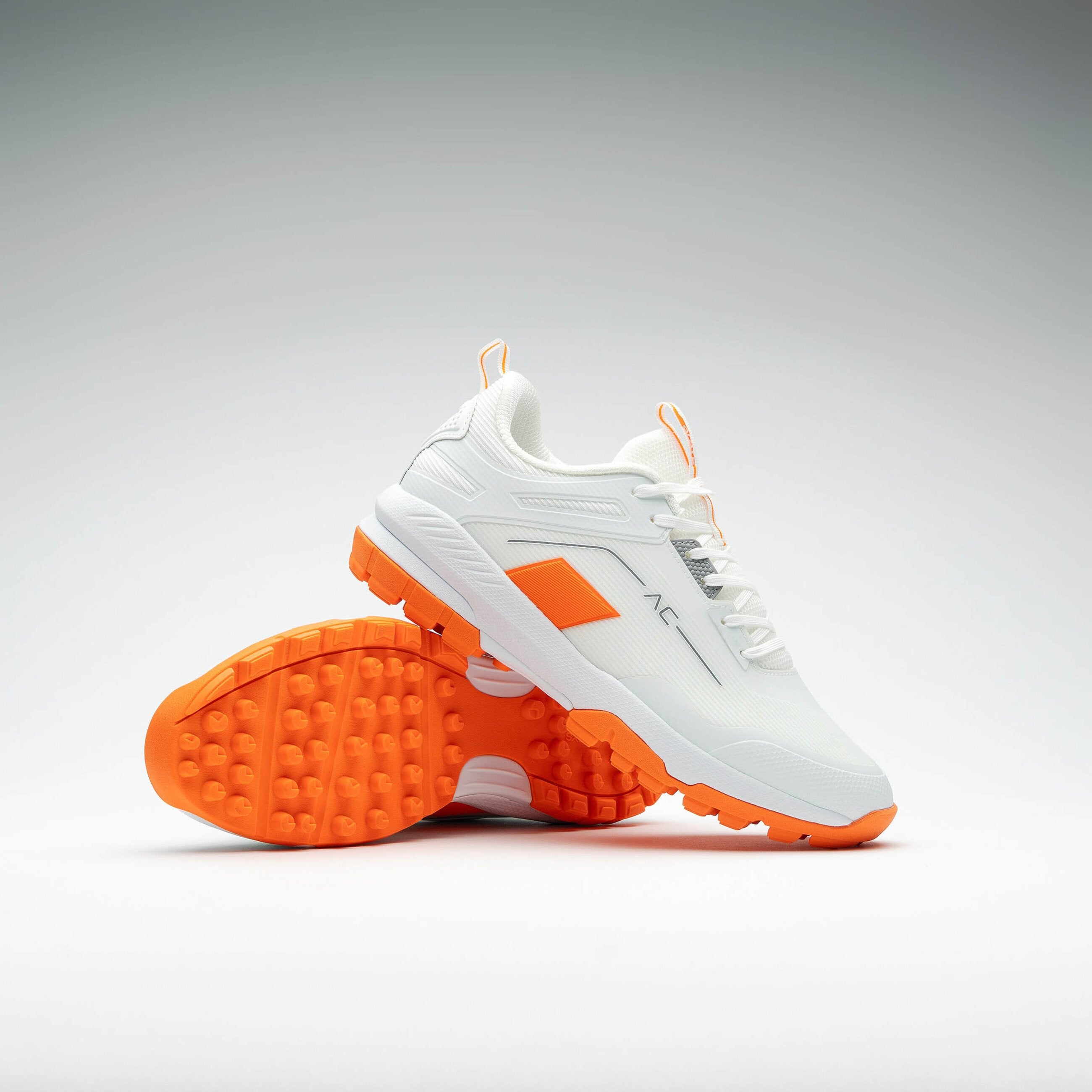 Mens Aerocage X10 Hockey Shoe