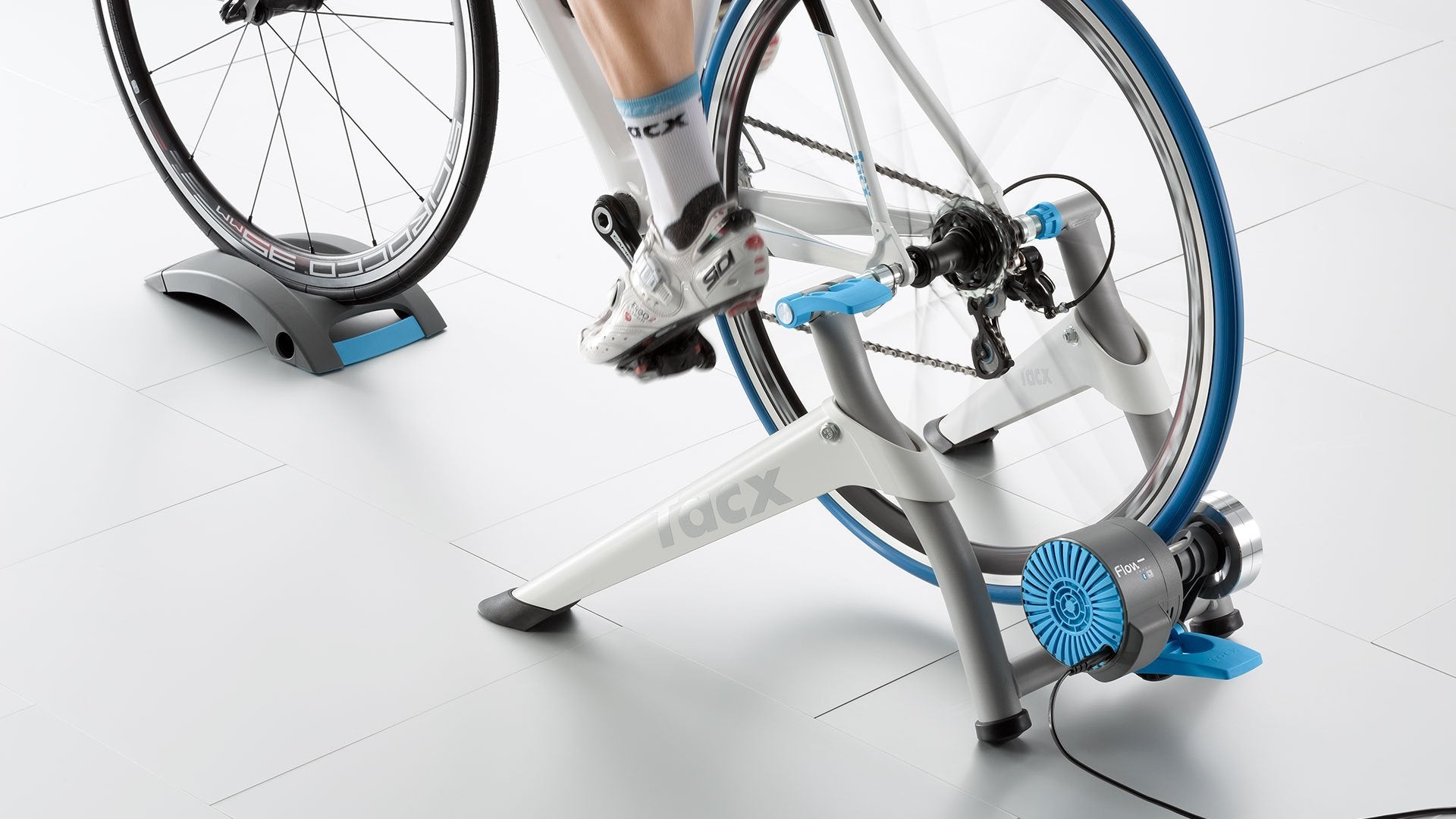 Flow Smart Indoor Trainer