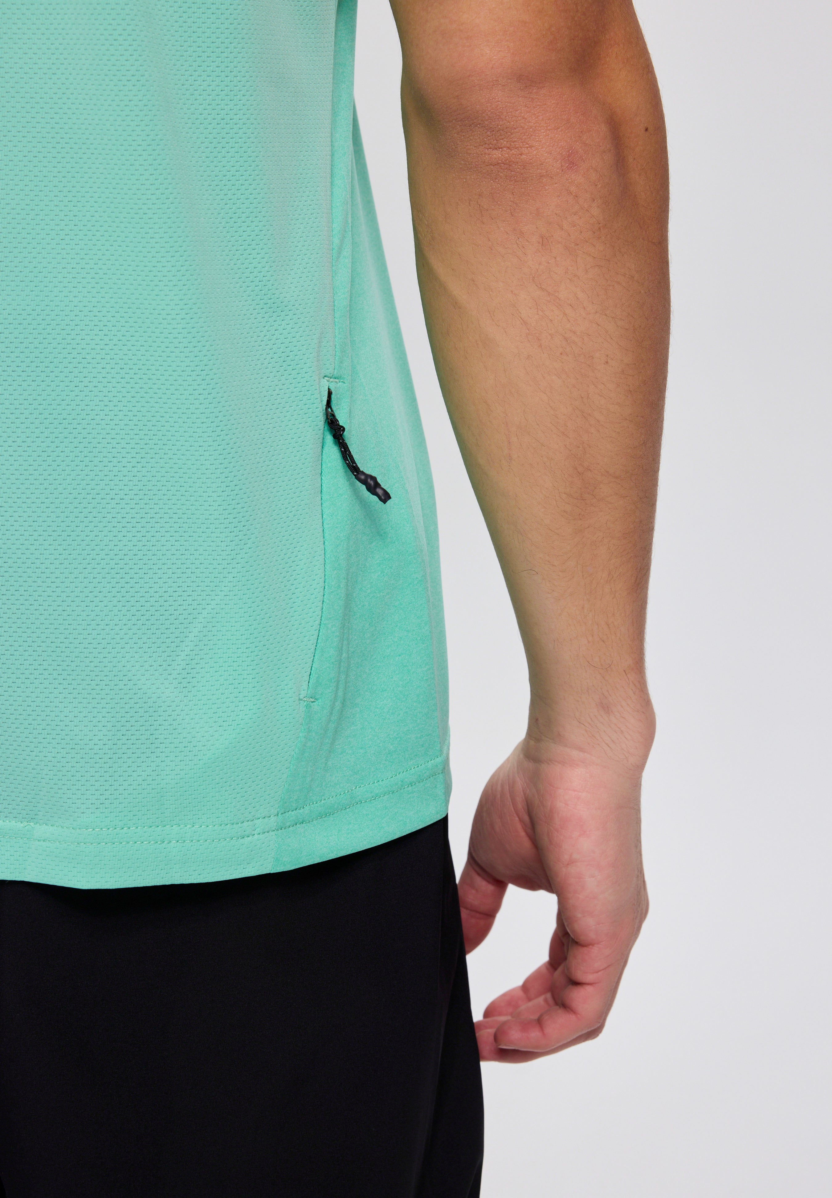 Mens Maavesi Performance Short Sleeve T-Shirt