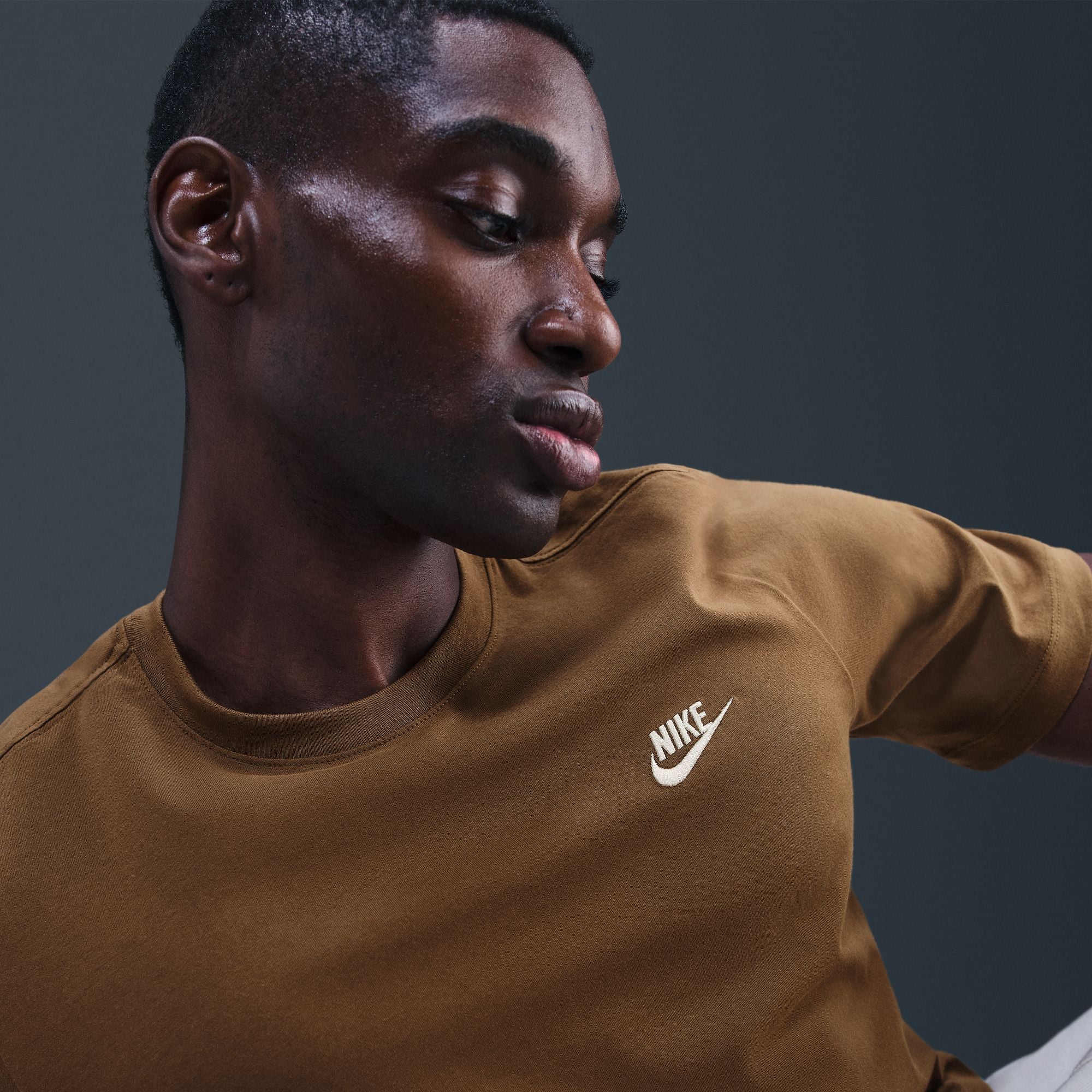 Mens Sportswear Club Short Sleeve T-Shirt