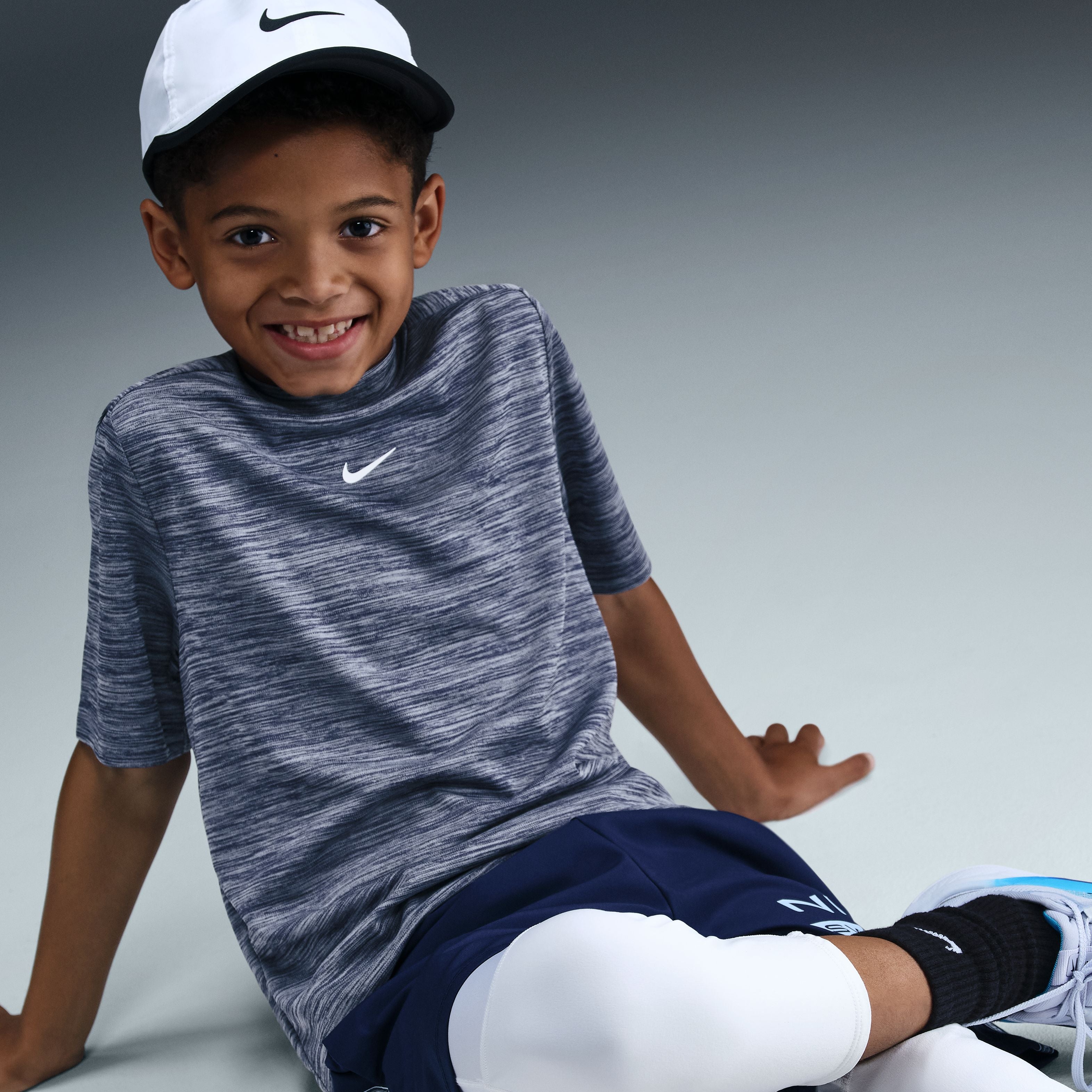 Junior Boys Nike Dri Fit Training Heather Short Sleeve Tshir