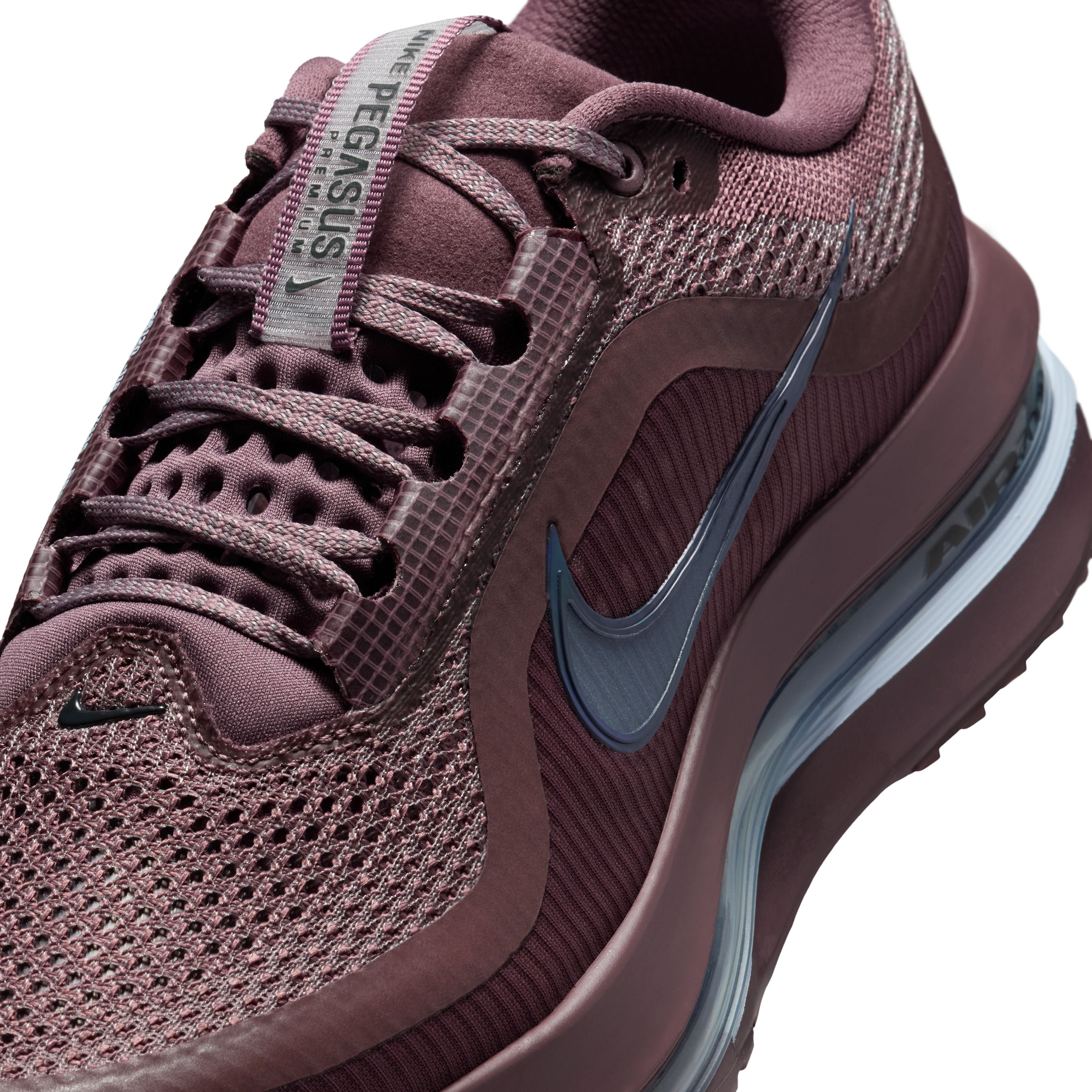 Womens Pegasus Premium Running Shoe