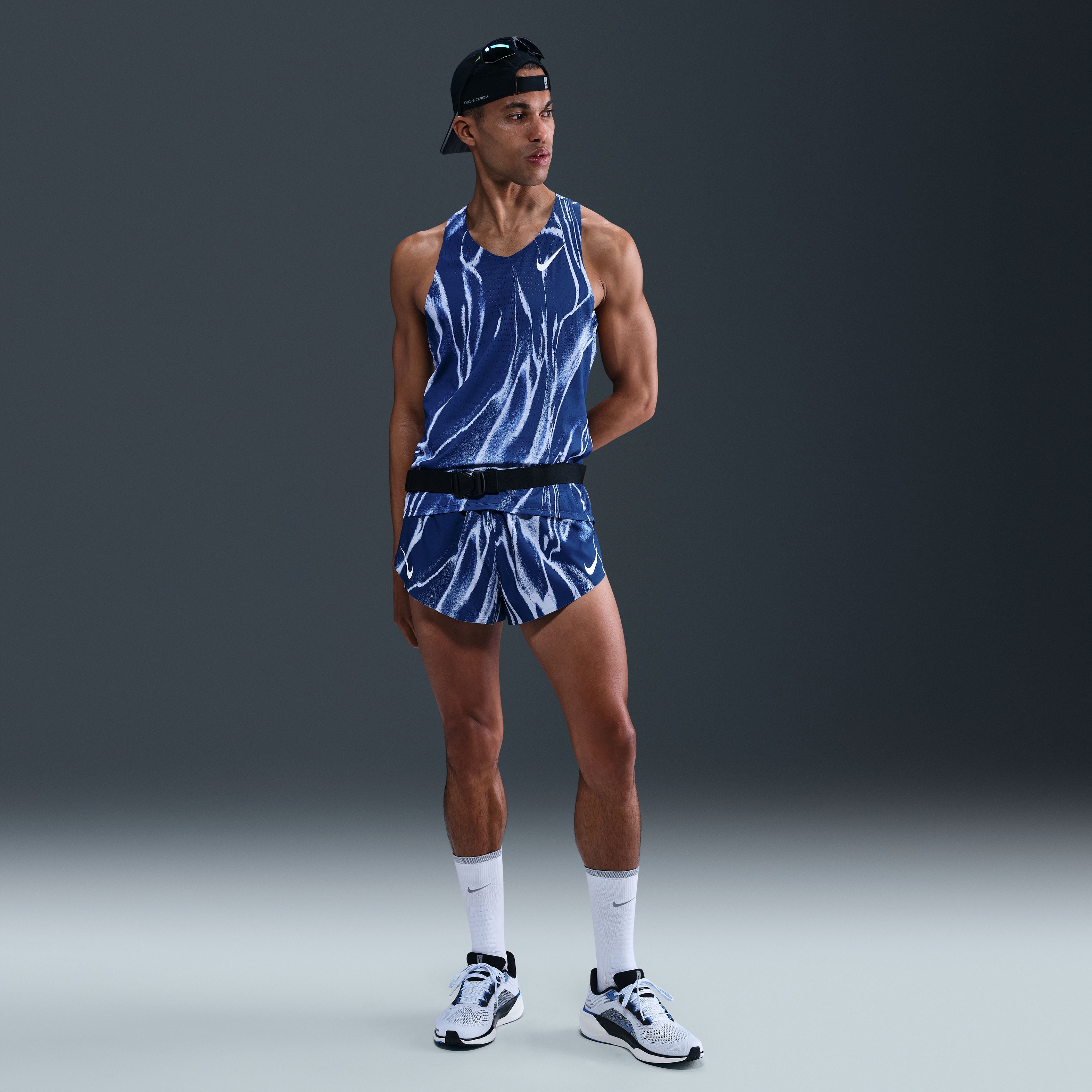 Mens Dri-Fit Advantage Aeroswift Tank