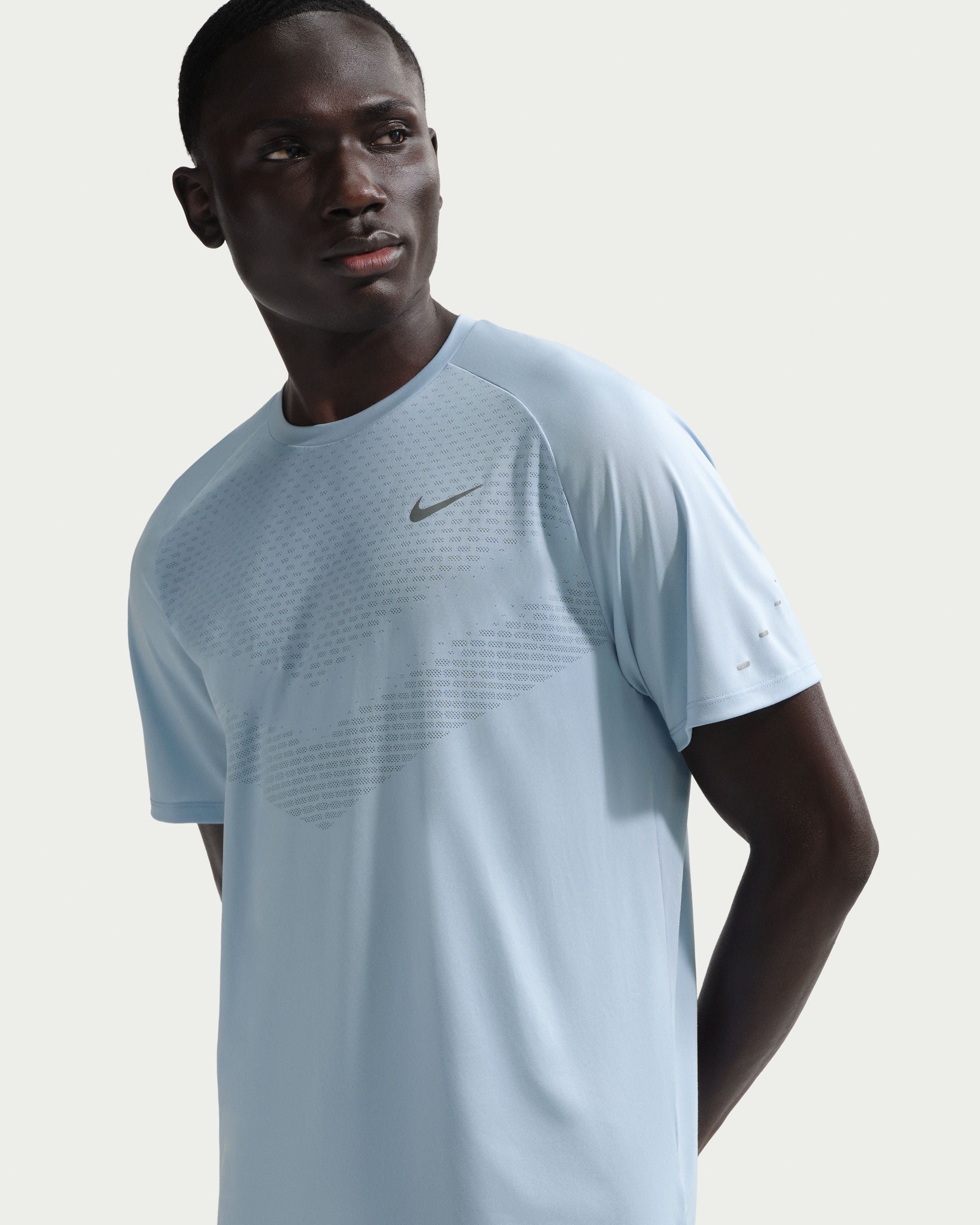 Mens Dri-Fit Stride Short Sleeve T-Shirt
