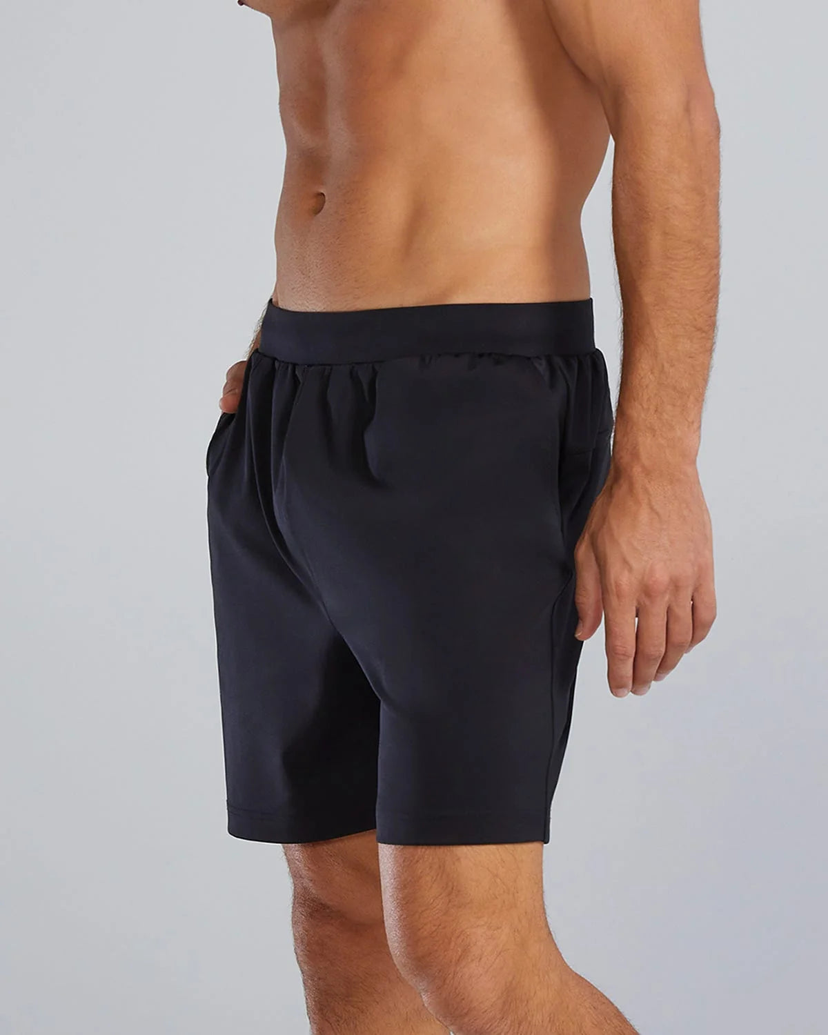 Mens Elevation 7 Inch Short