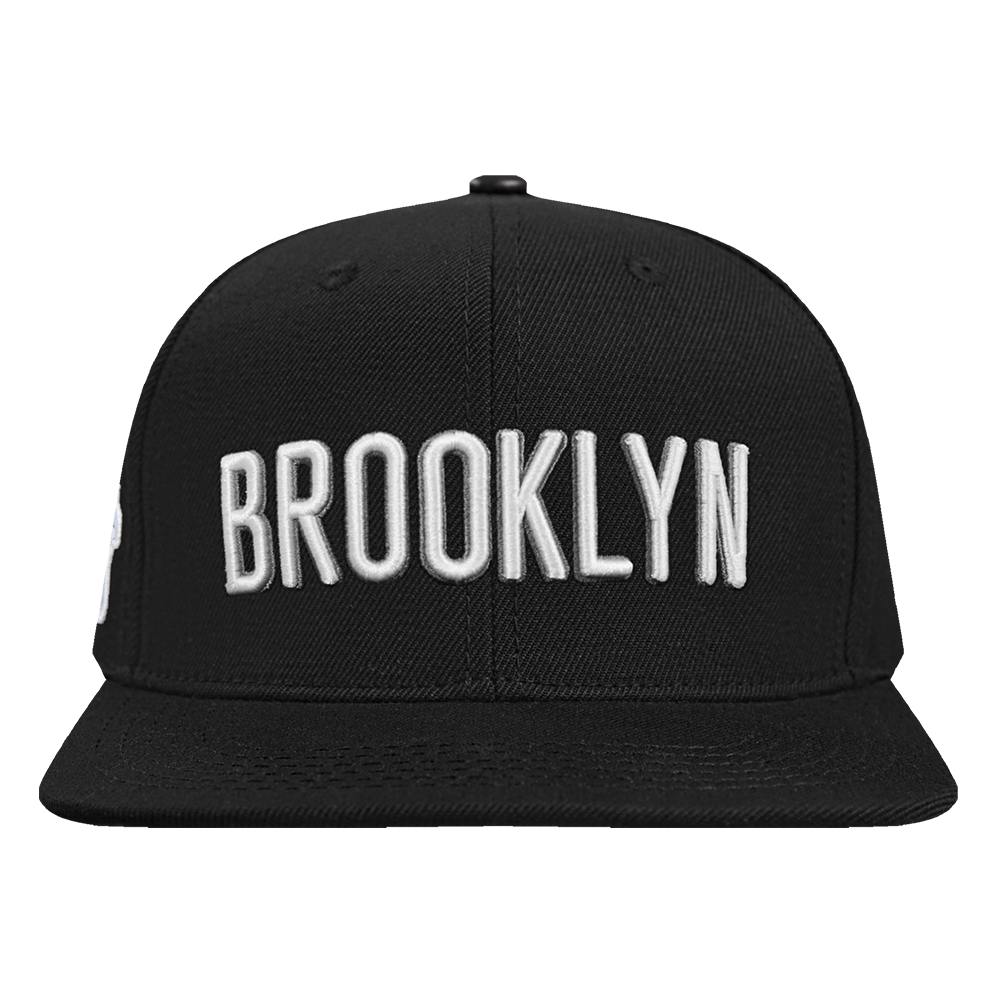 Mens Brooklyn Nets Wingspan Snapback Cap