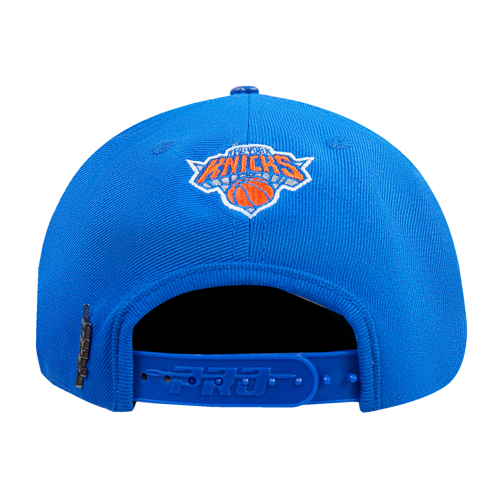 New York Knicks City Arch Snapback Cap