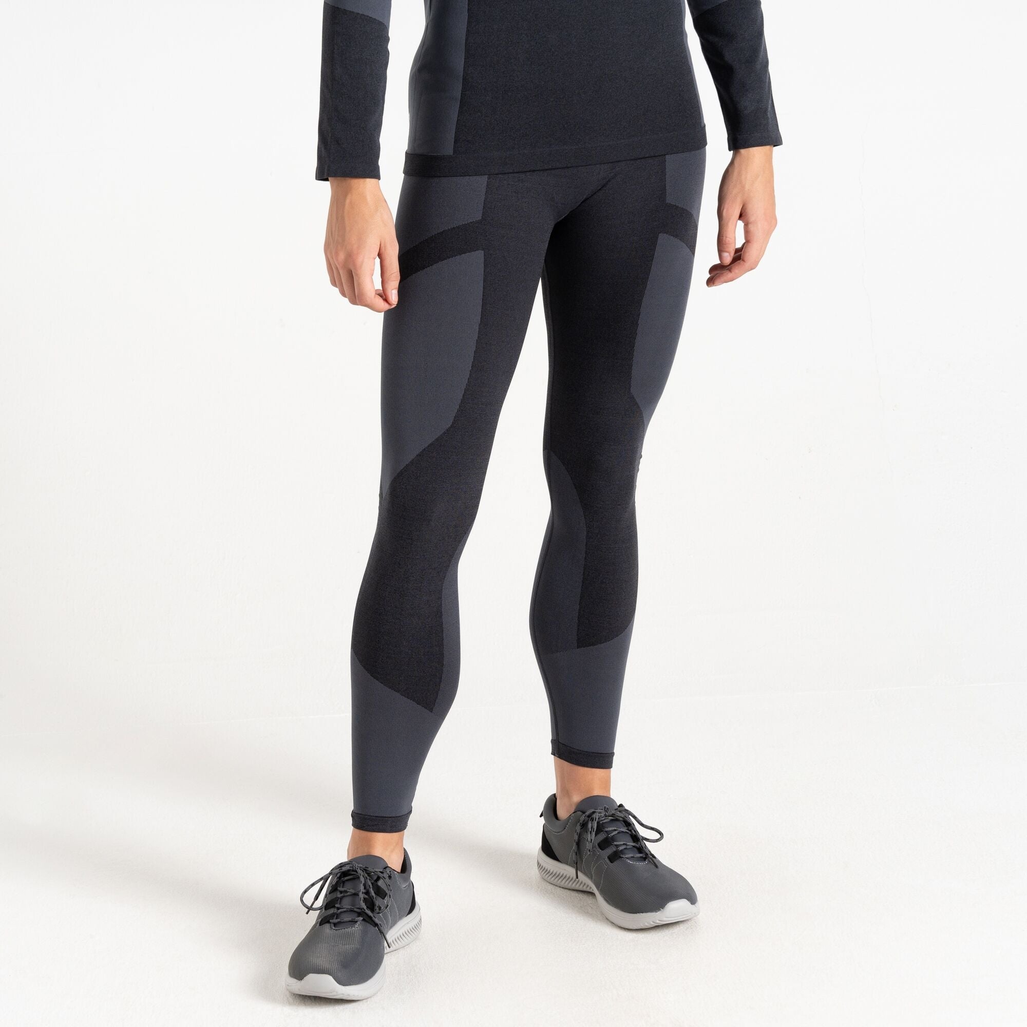 Womens In The Zone Baselayer Set