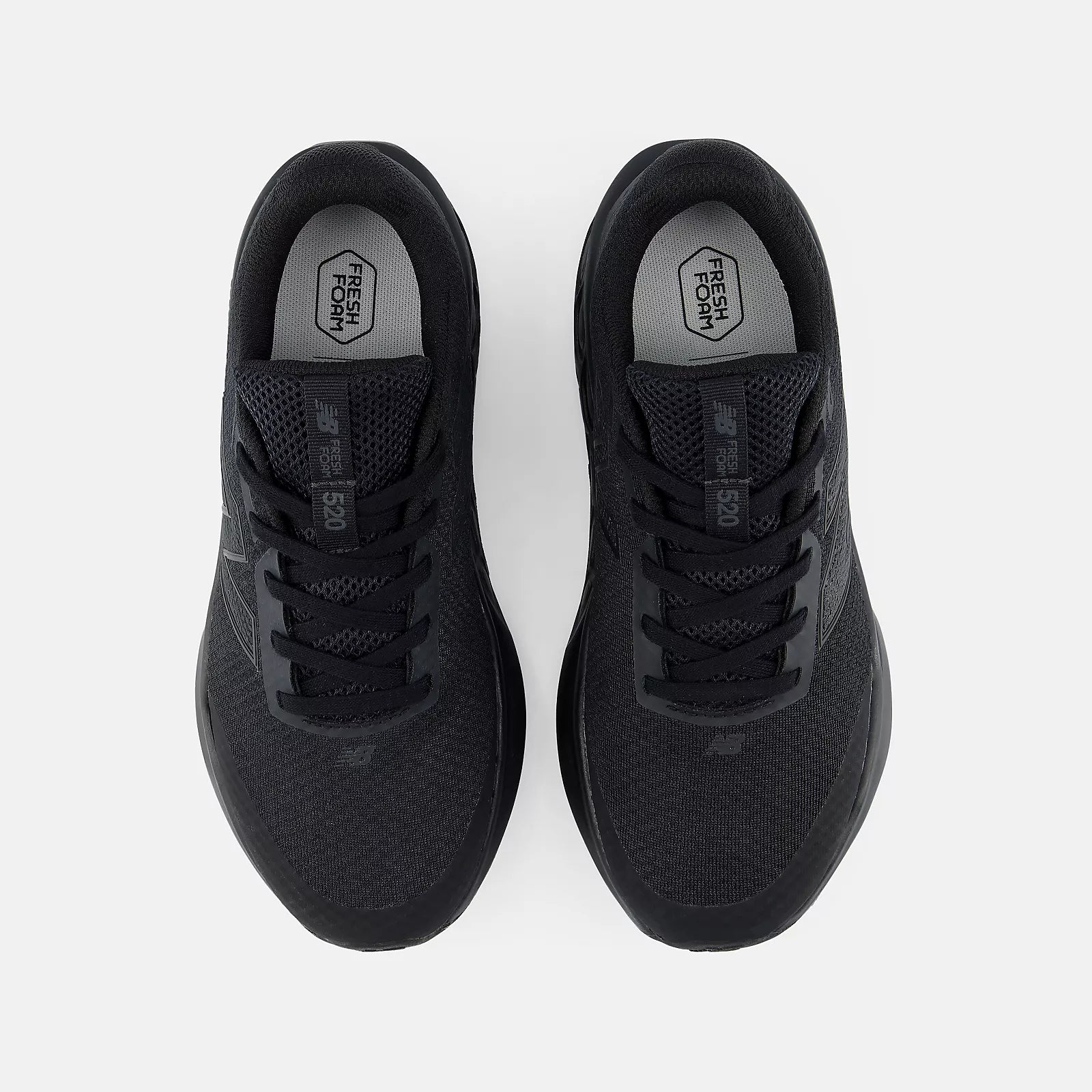 Junior 520 V9 Running Shoe