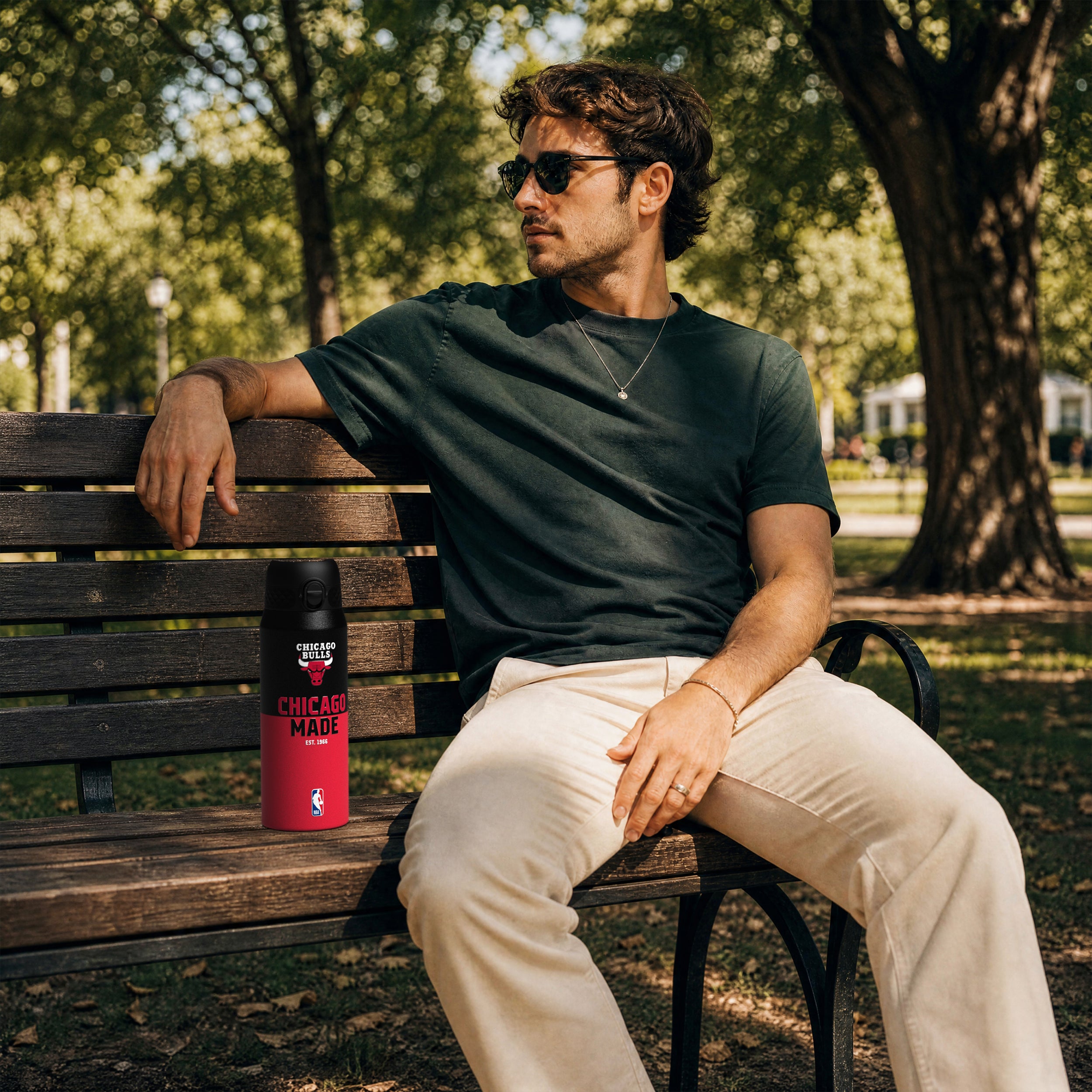 Chicago Bulls 50 Series 750ml Insulated Water Bottle