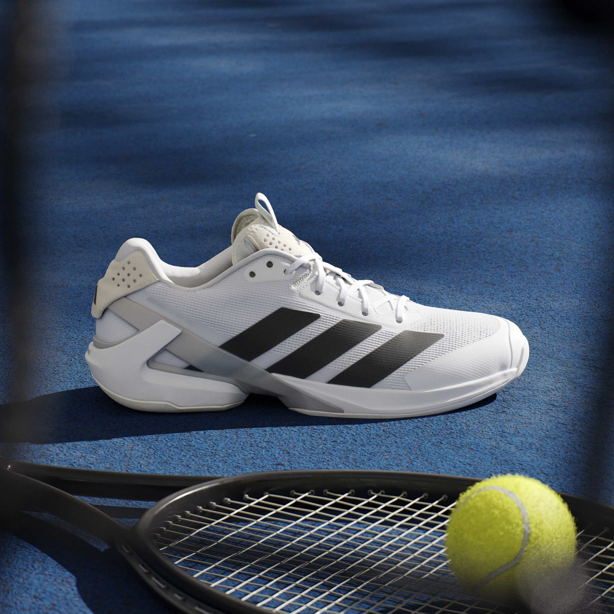 Mens Ubersonic 5 Tennis Shoe