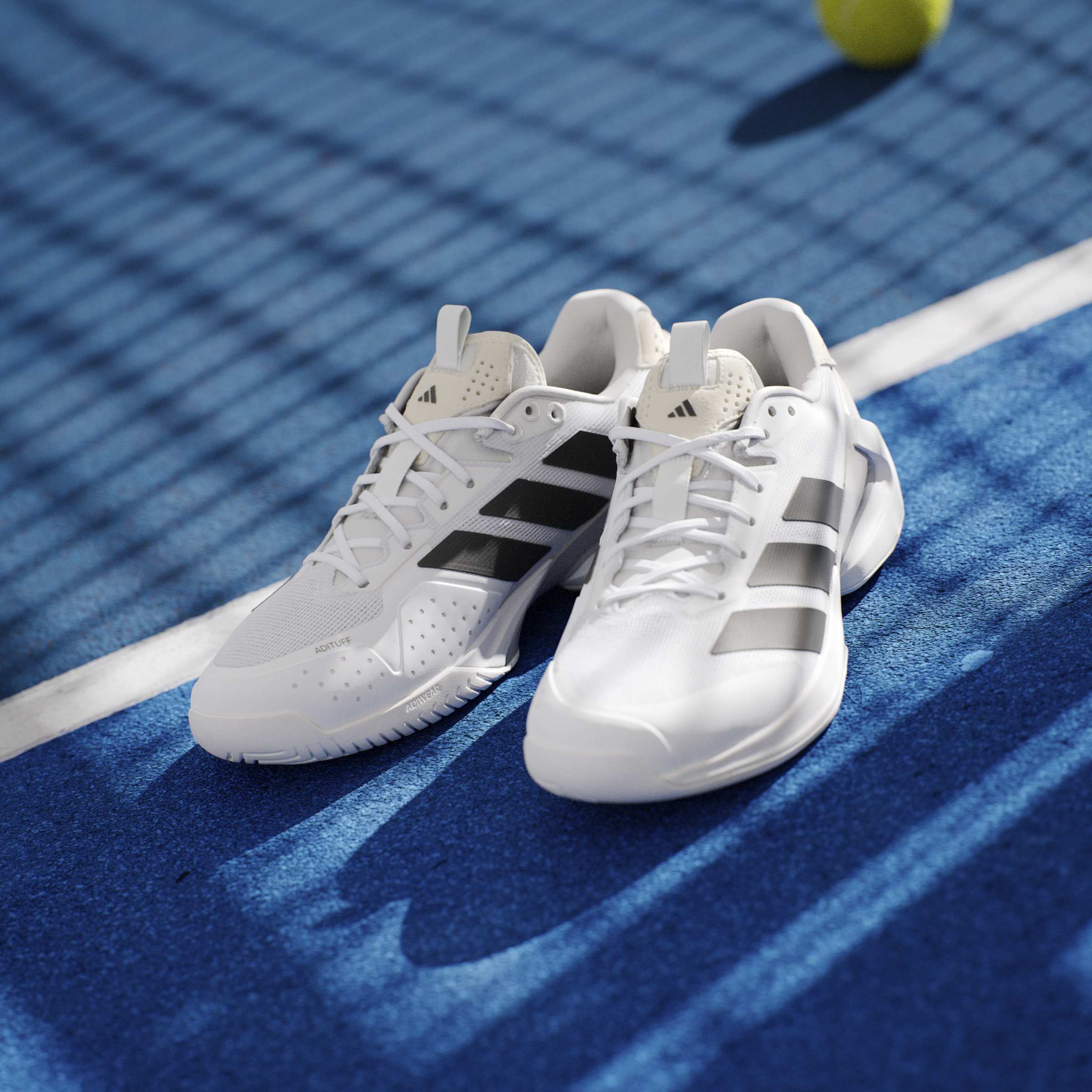 Mens Ubersonic 5 Tennis Shoe