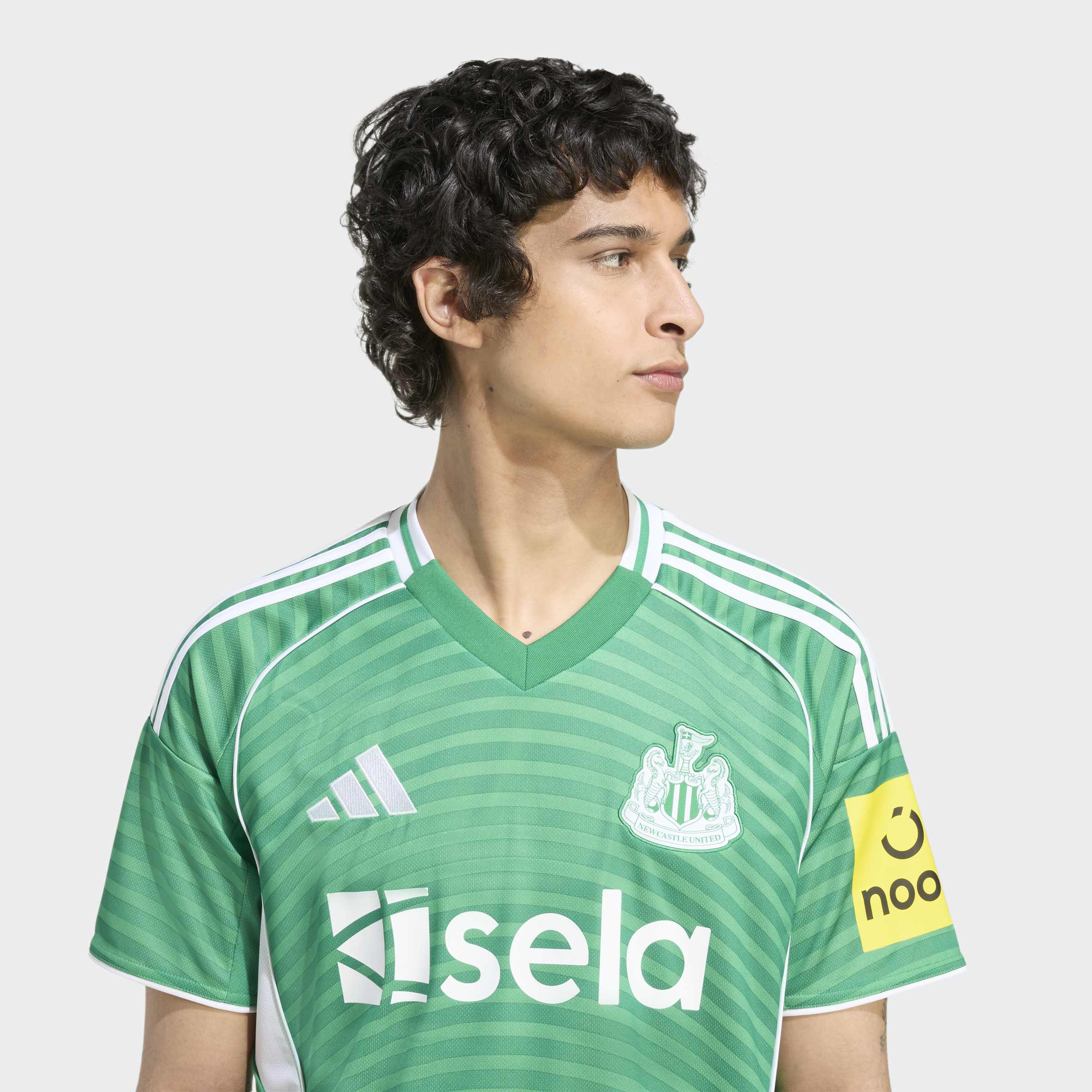 Mens Newcastle United Away 25/26 Replica Jersey