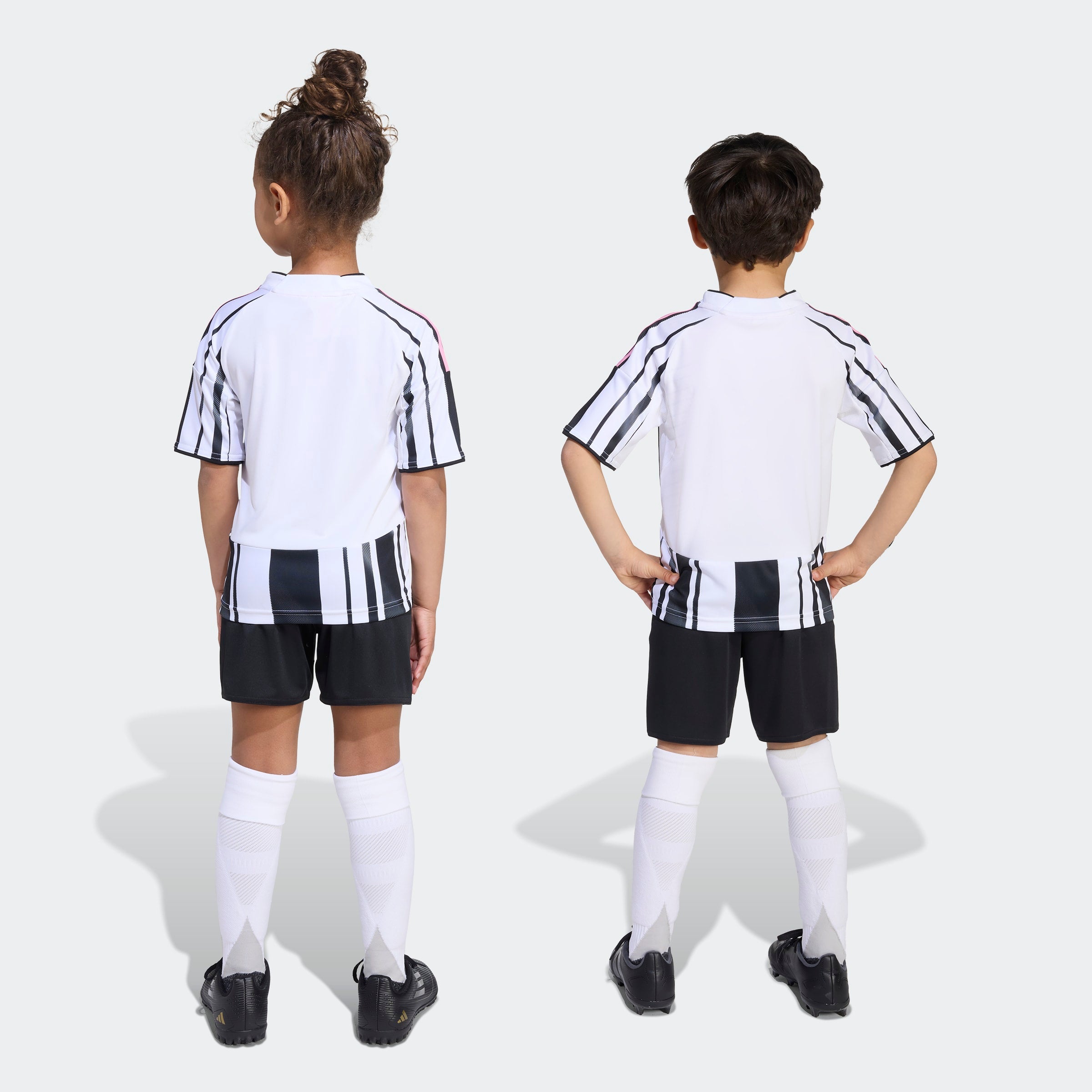 Kids Juventus Home 25/26 Mini Kit