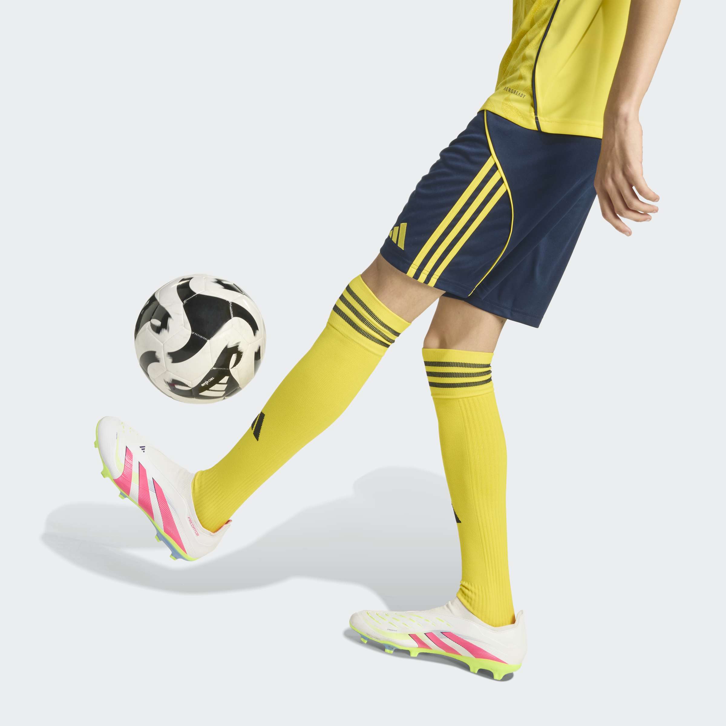 Junior Al Nassr FC Home 25/26 Replica Shorts