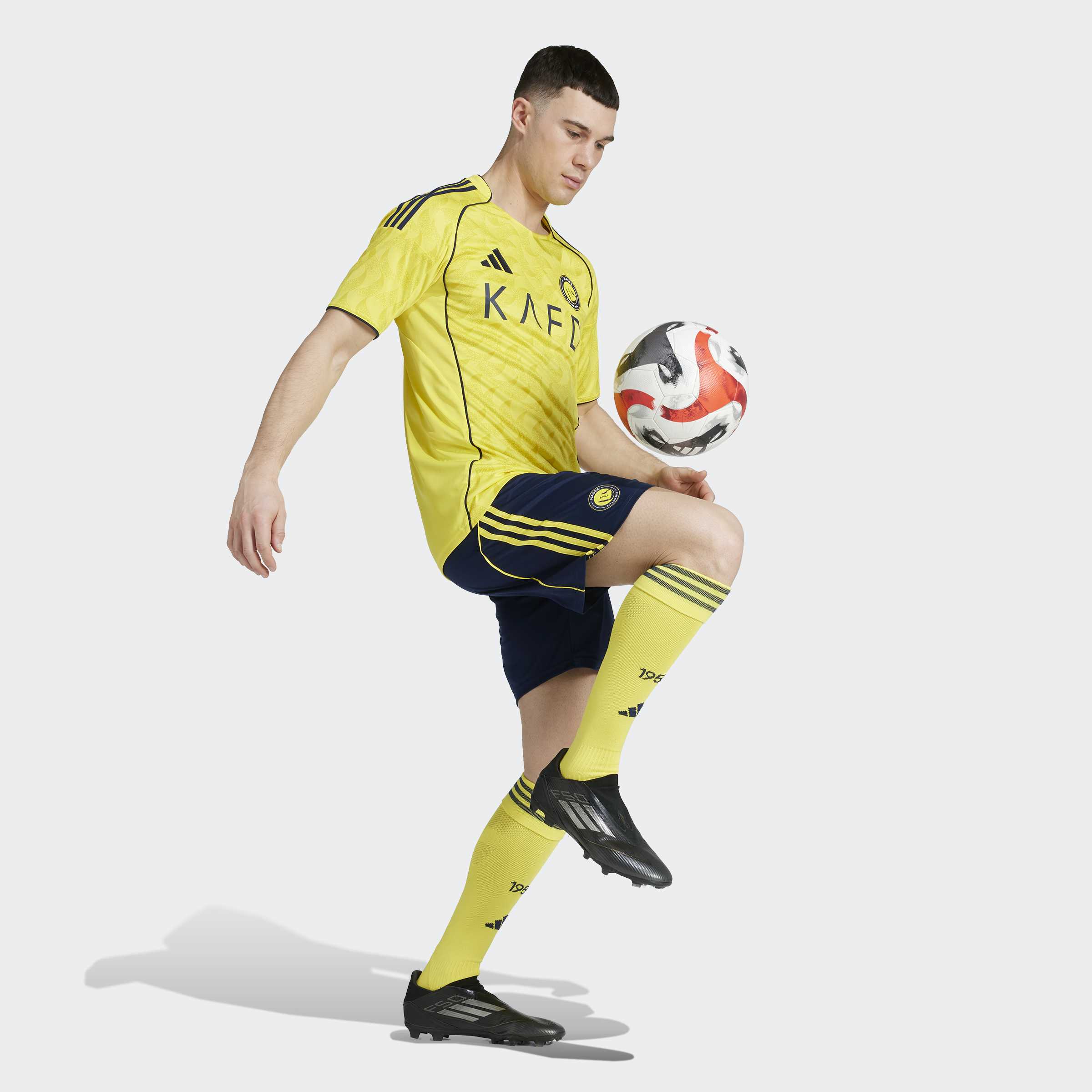 Mens Al Nassr FC Home 25/26 Replica Jersey