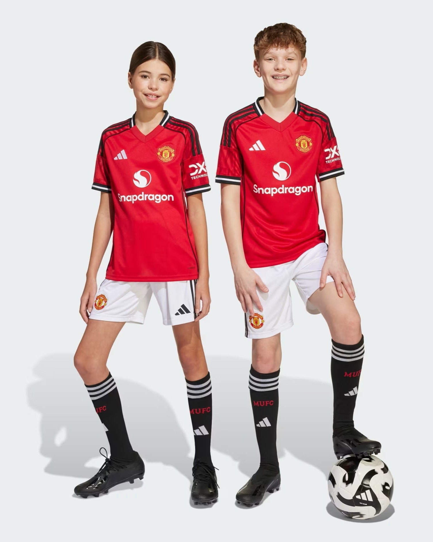 Junior Manchester United Home 25/26 Replica Shorts