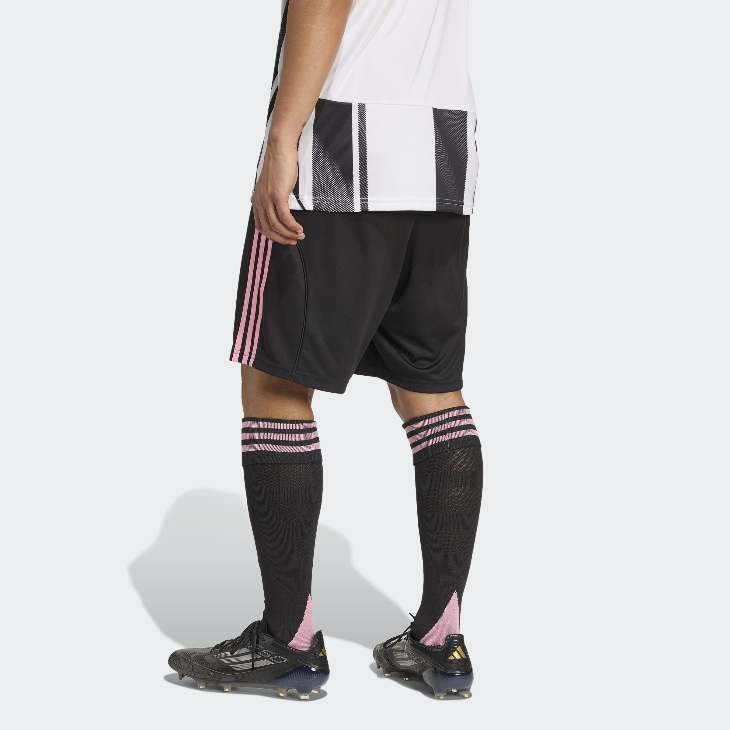 Mens Juventus Home 25/26 Replica Shorts