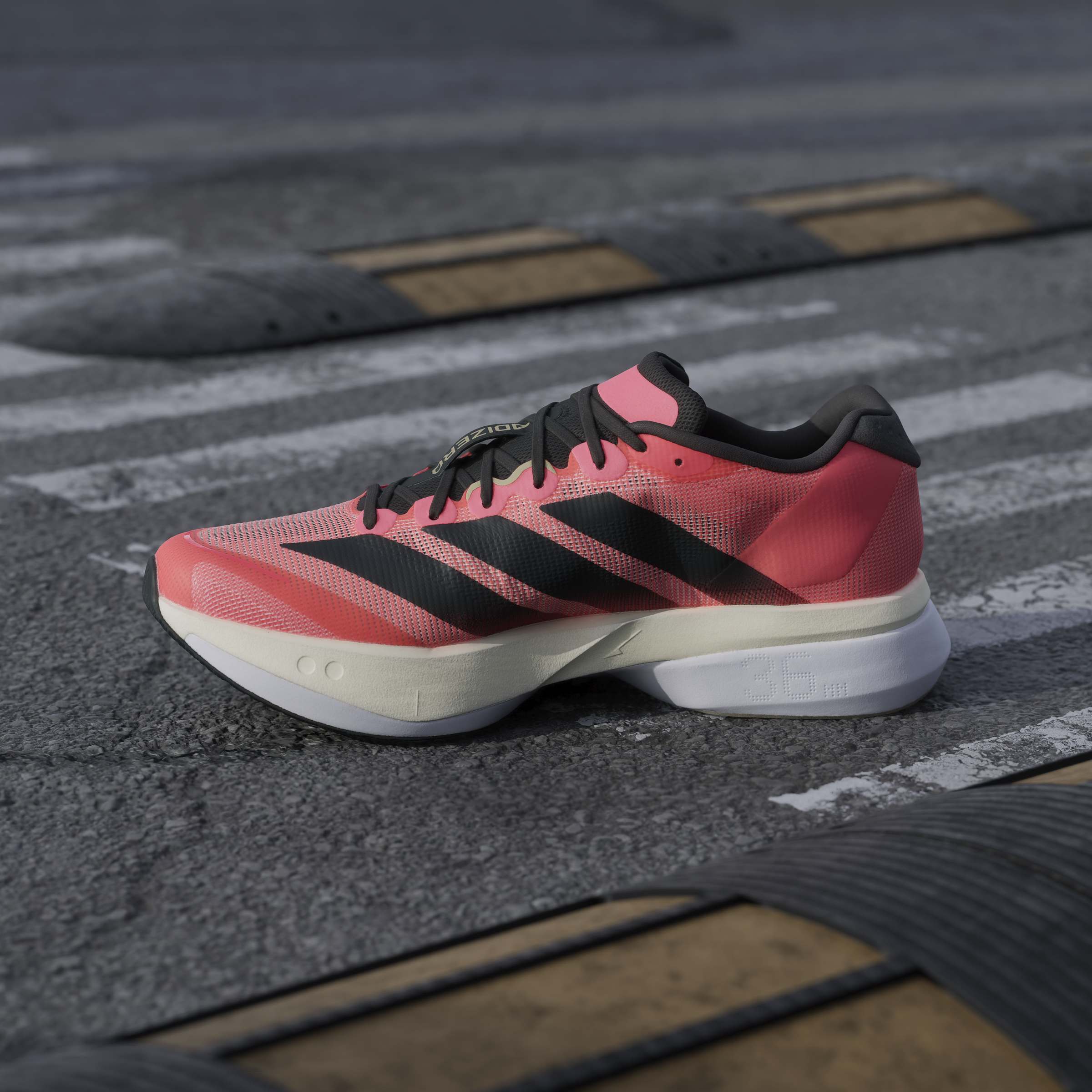 Mens Boston 13 Running Shoe