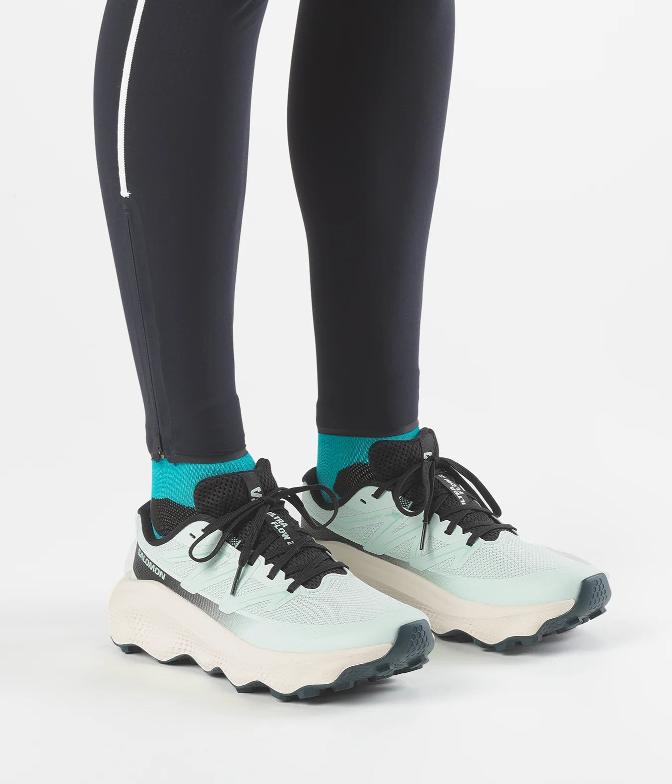 Womens Ultra Flow Trail Running Shoe
