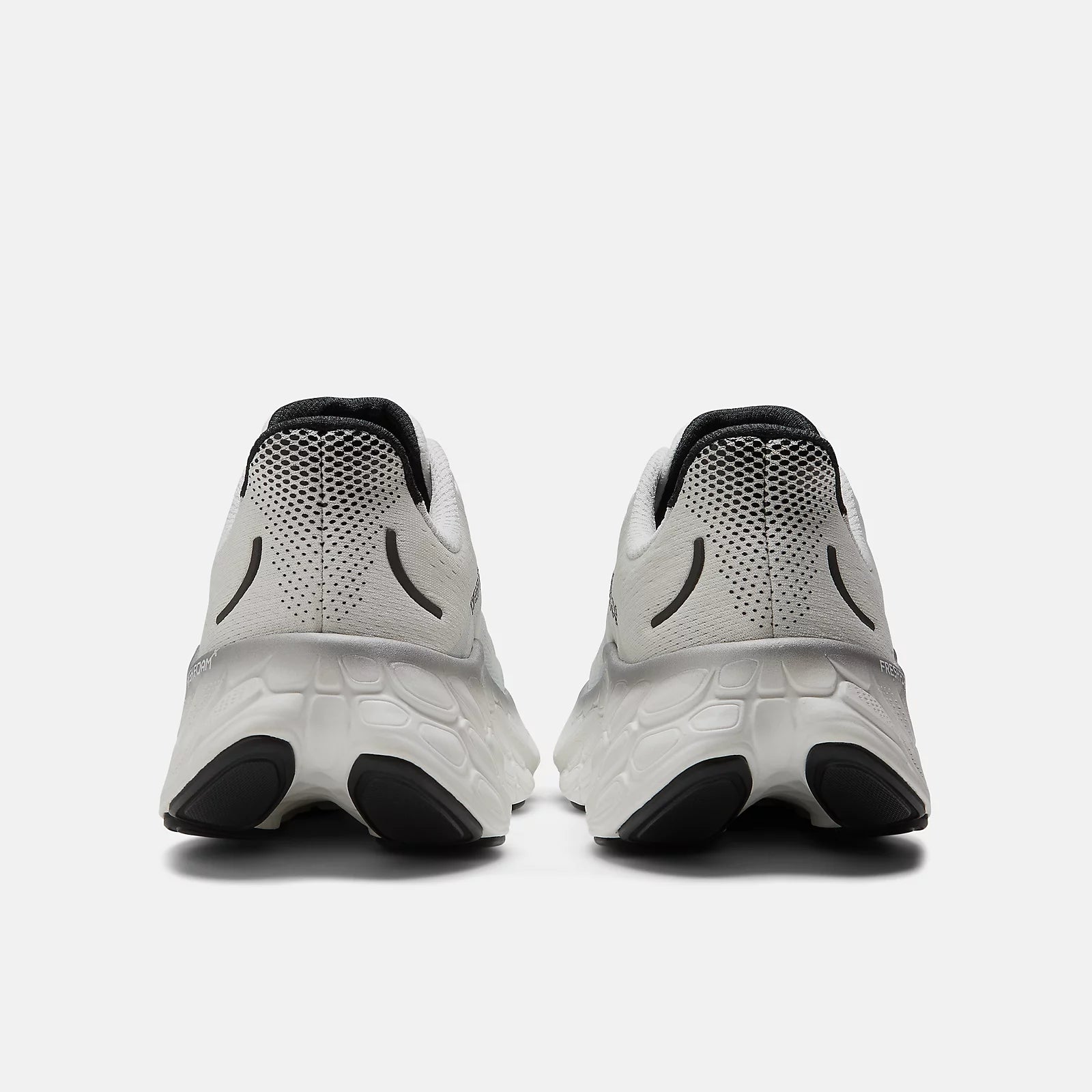 Mens More Running Shoe
