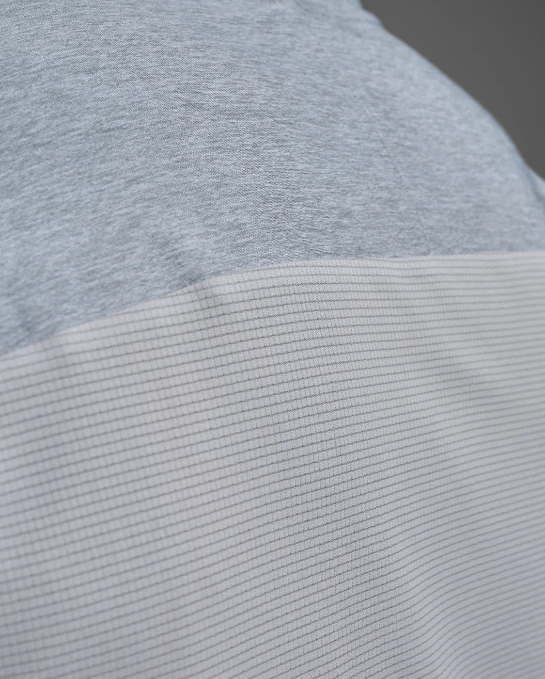 Mens Aero Mesh 1/2 Zip Top