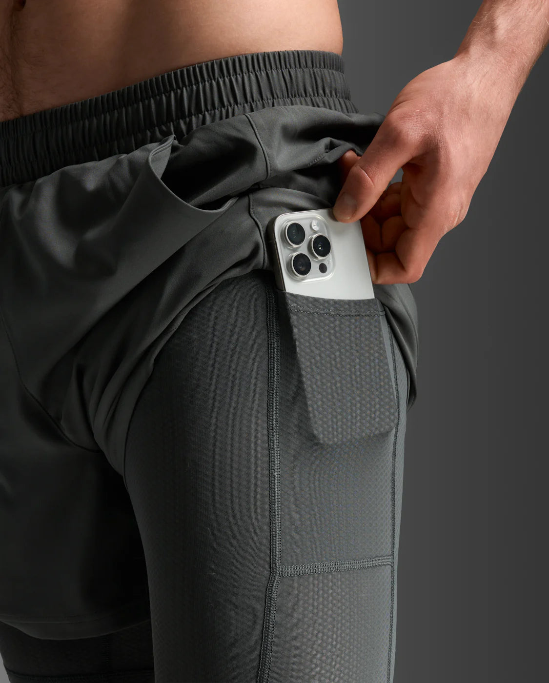 Mens Aero Mesh 2-in-1 5 Inch Short