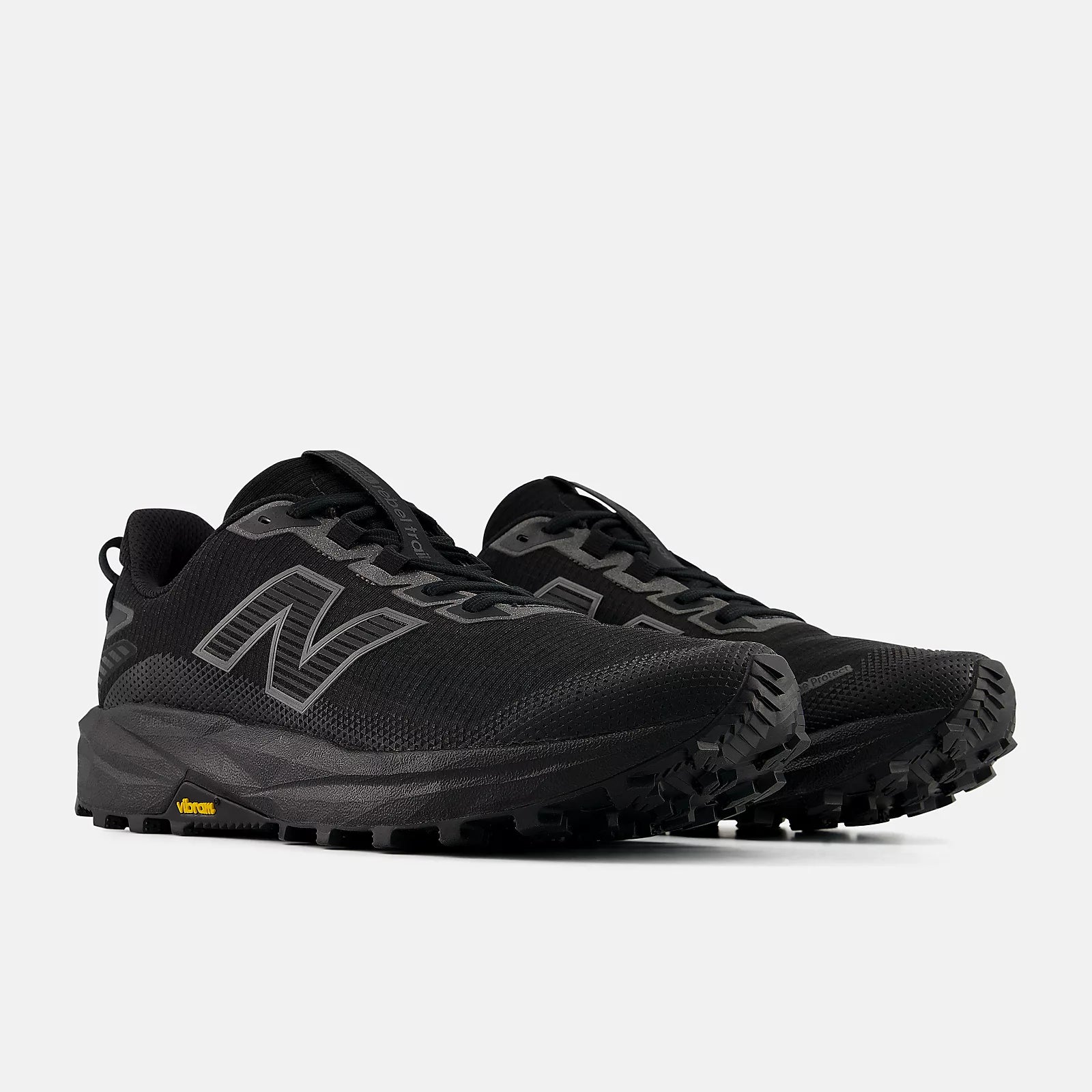 Mens FuelCell Rebel V5 Trail Running Shoe