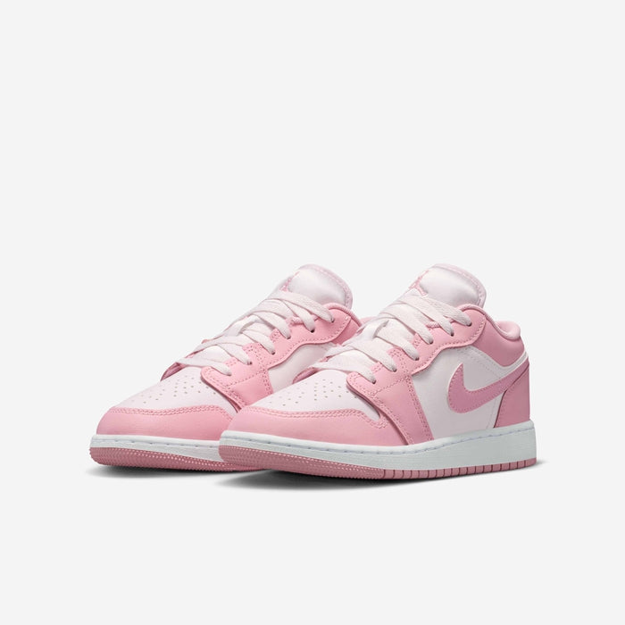 Junior Air Jordan 1 Low Shoe