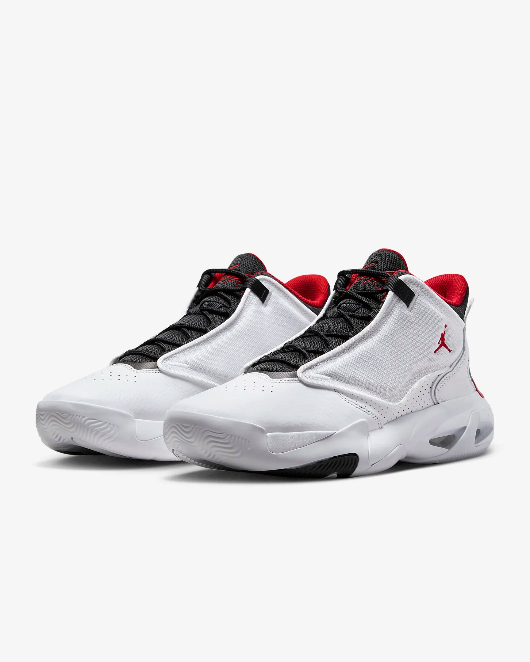 Mens Max Aura 4 Basketball Shoe
