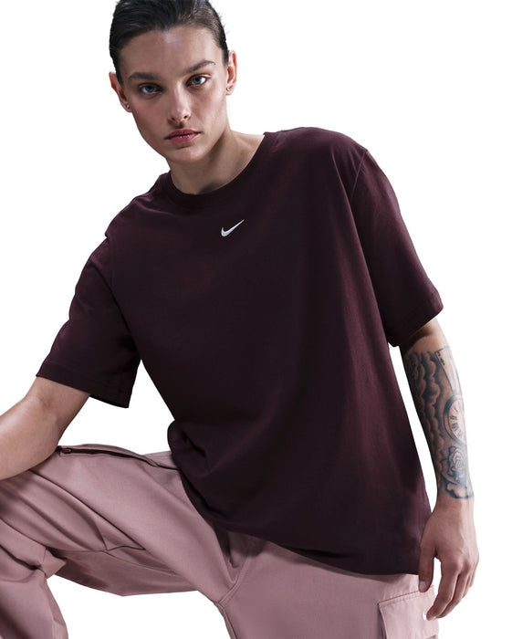 Womens Nike Oversized Essential Short Sleeve Tshirt