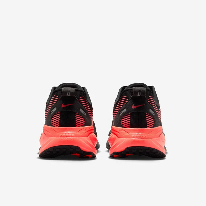 Mens Vomero 18 Running Shoe