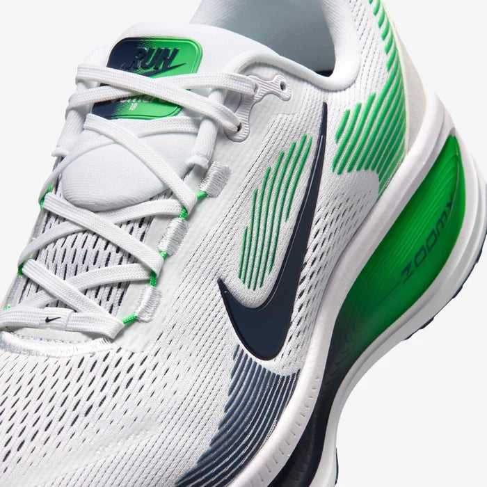 Mens Vomero 18 Running Shoe
