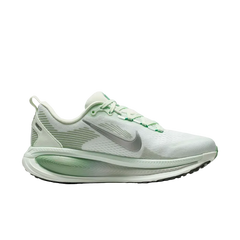 Womens Vomero 18 Running Shoe