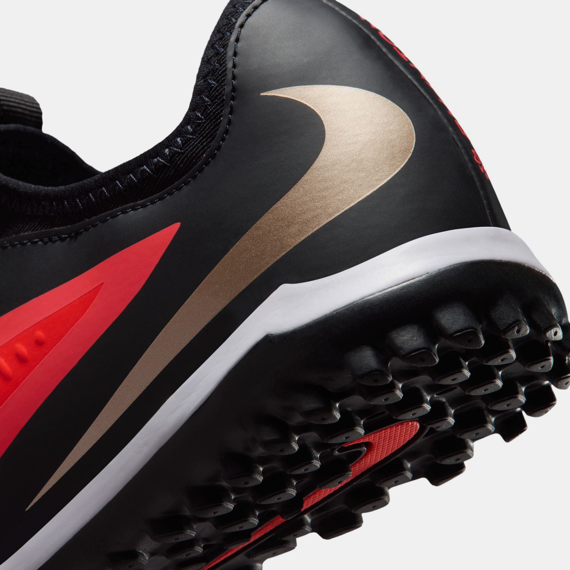 Junior Phantom 6 Academy Turf Boot