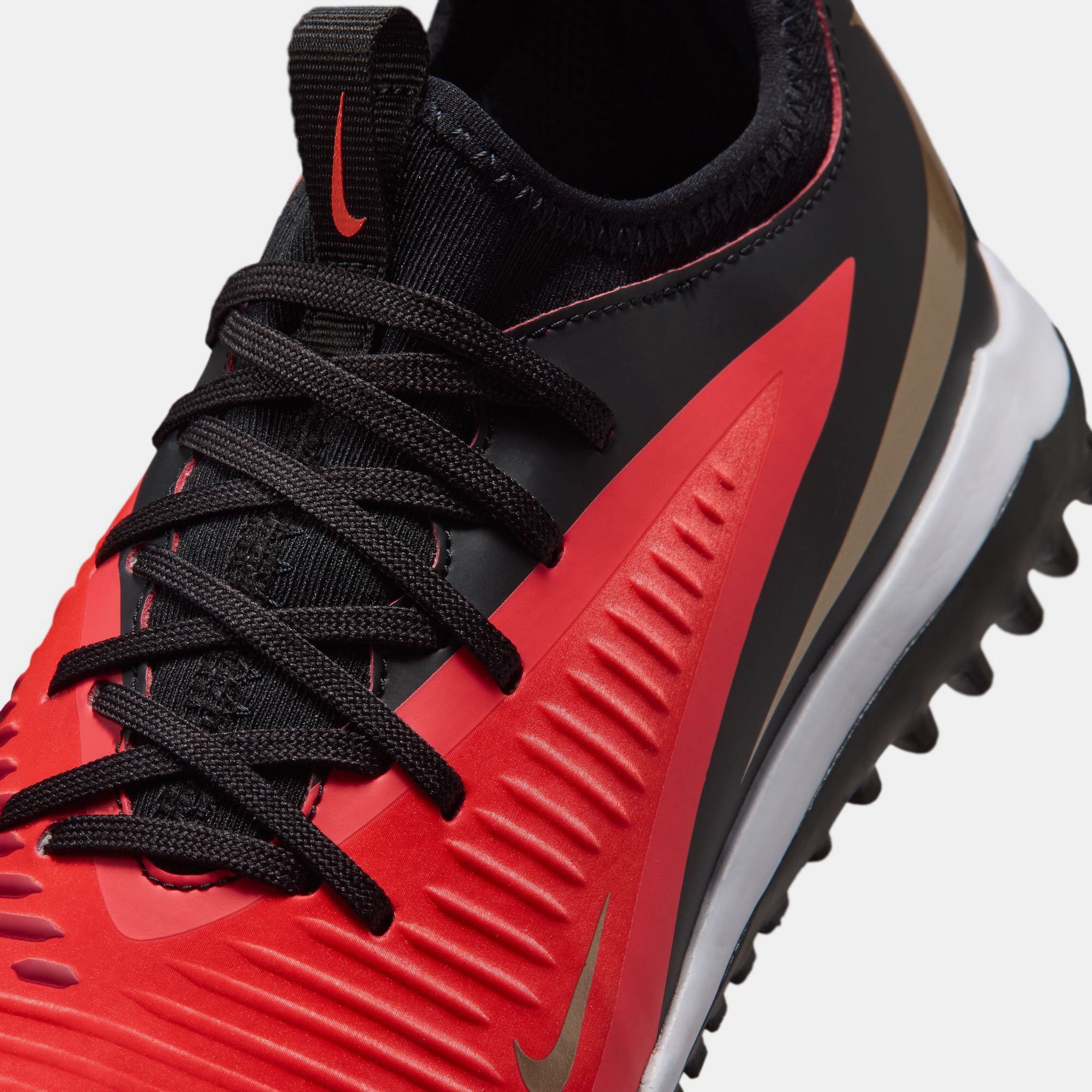 Junior Phantom 6 Academy Turf Boot