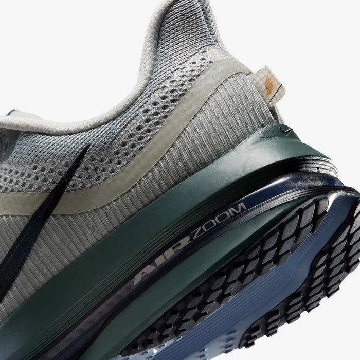 Mens Pegasus Premium Running Shoes