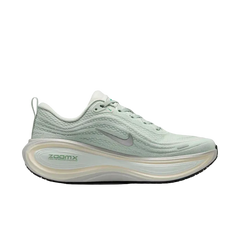 Womens Vomero Plus Running Shoe