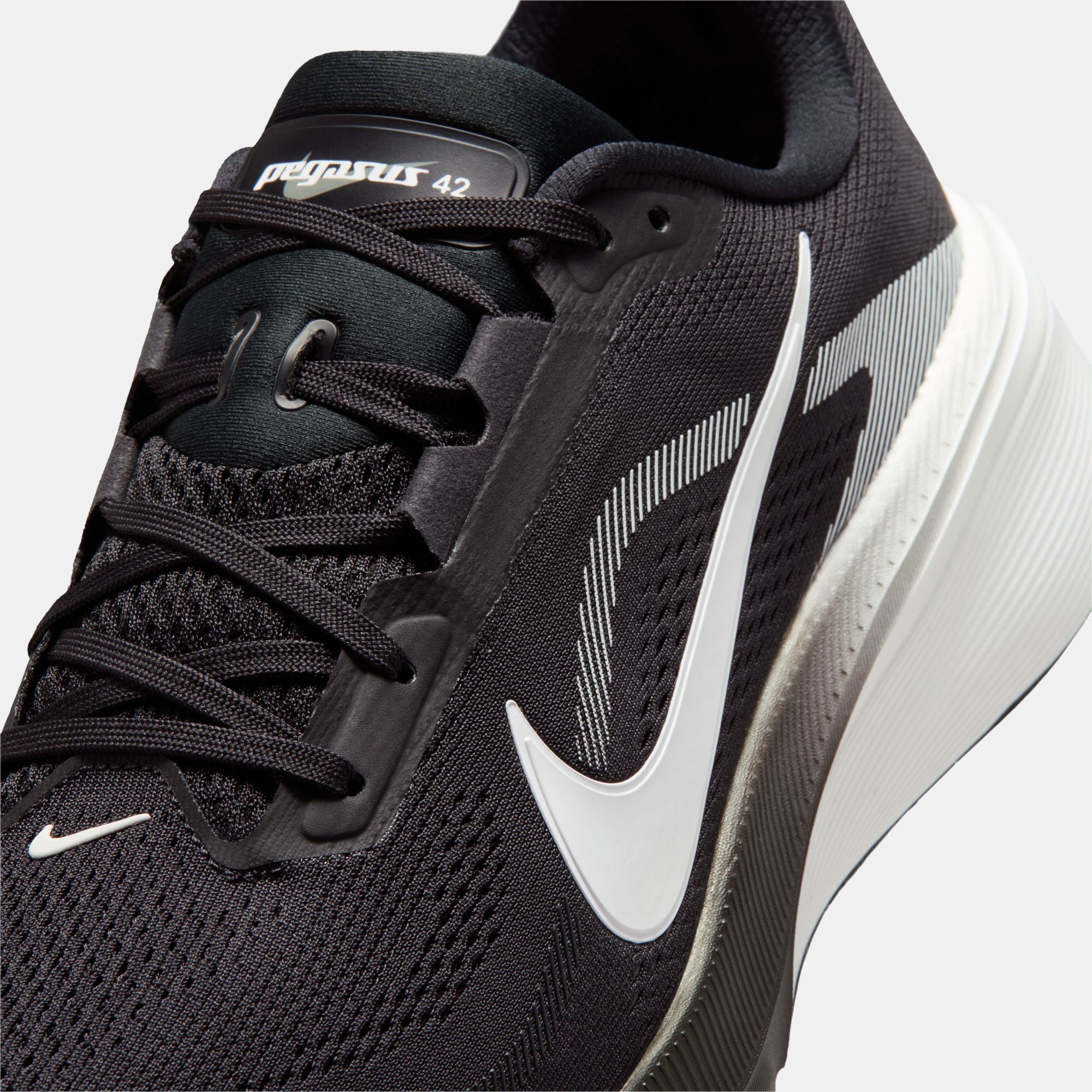 Mens Pegasus 42 Running Shoe
