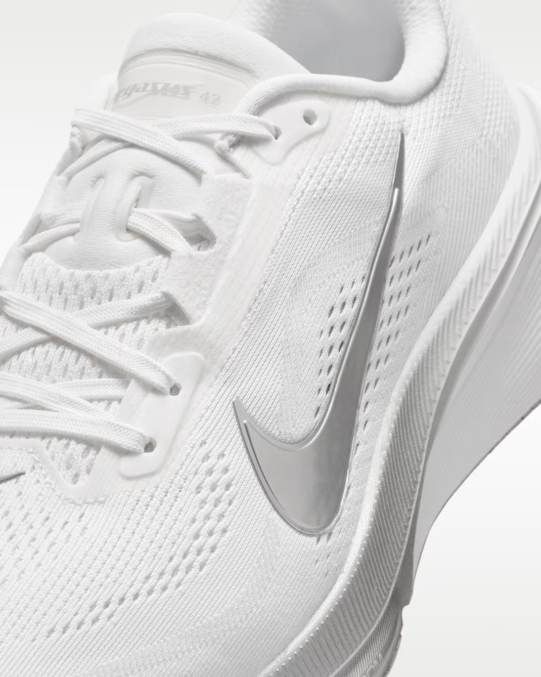 Womens Pegasus 42 Running Shoe