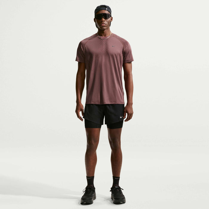 Mens Dri-Fit Stride Novelty Short Sleeve T-Shirt