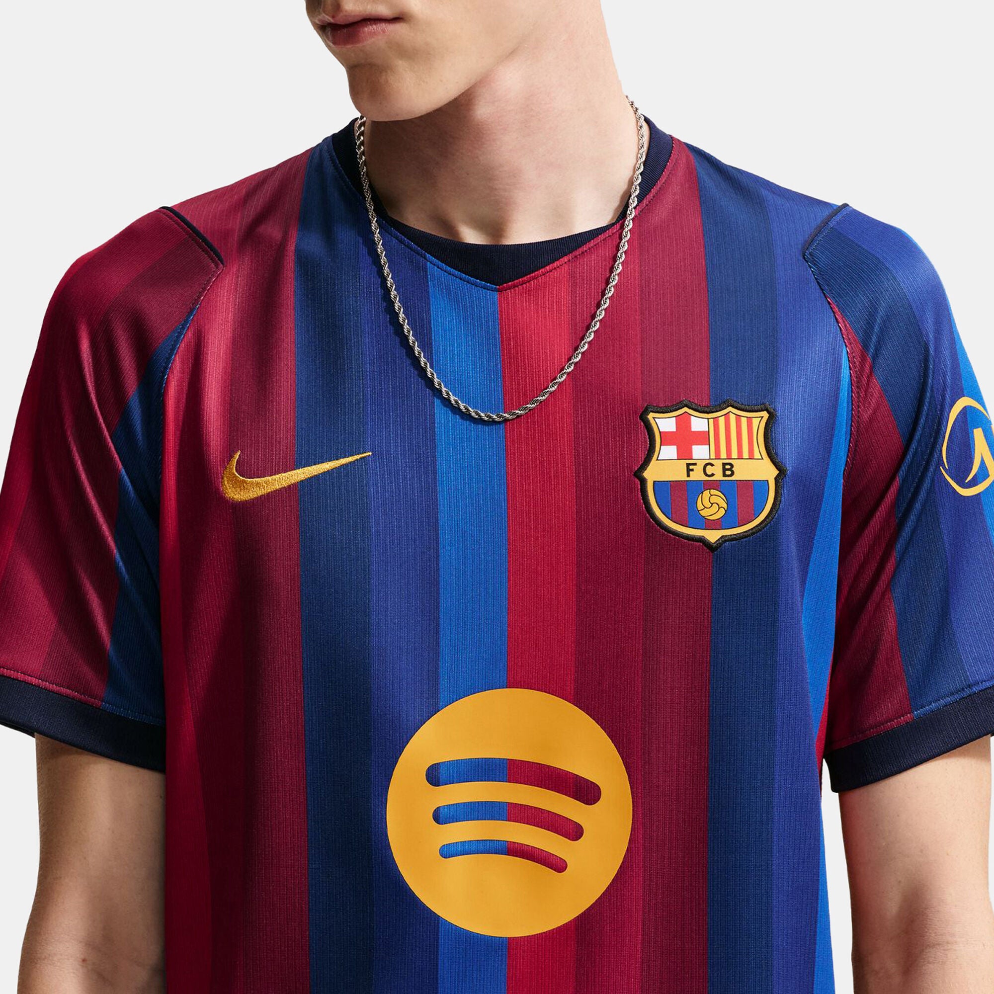 Mens FC Barcelona Home 26/27 Replica Jersey
