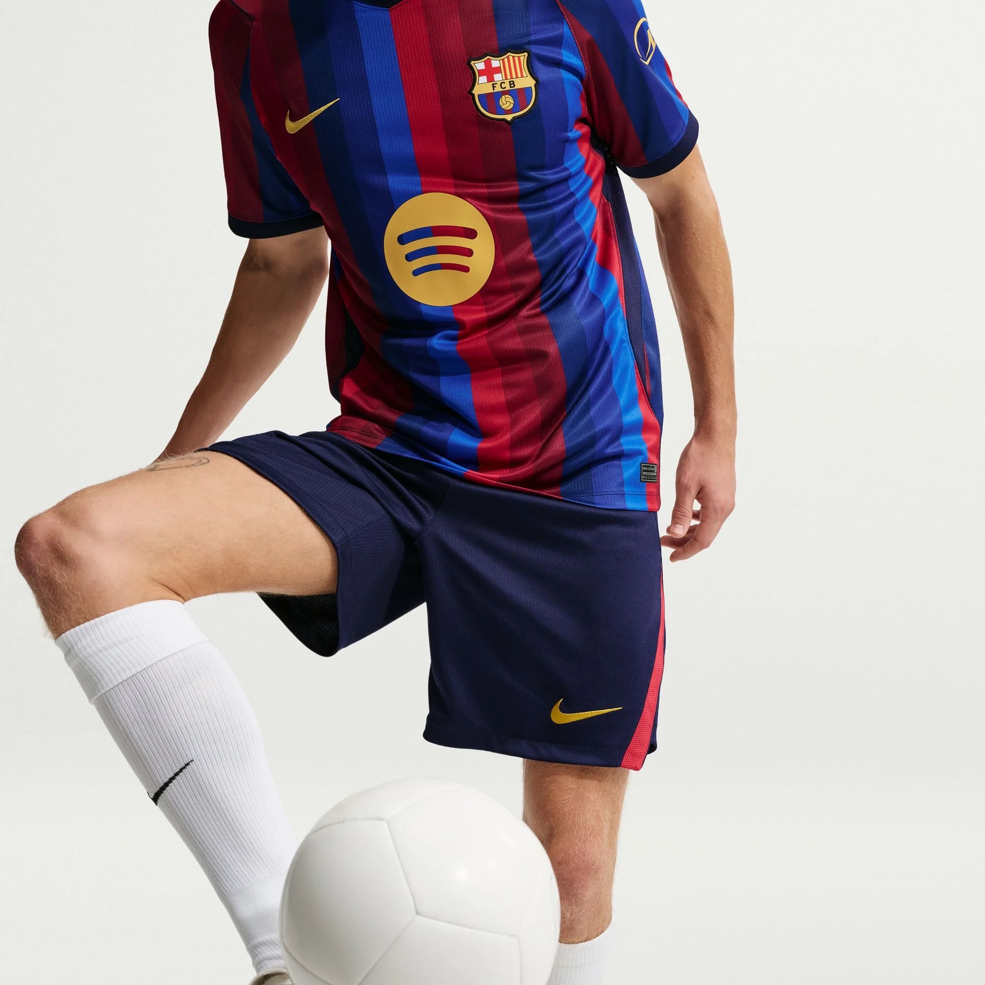 Mens FC Barcelona Home 26/27 Replica Shorts